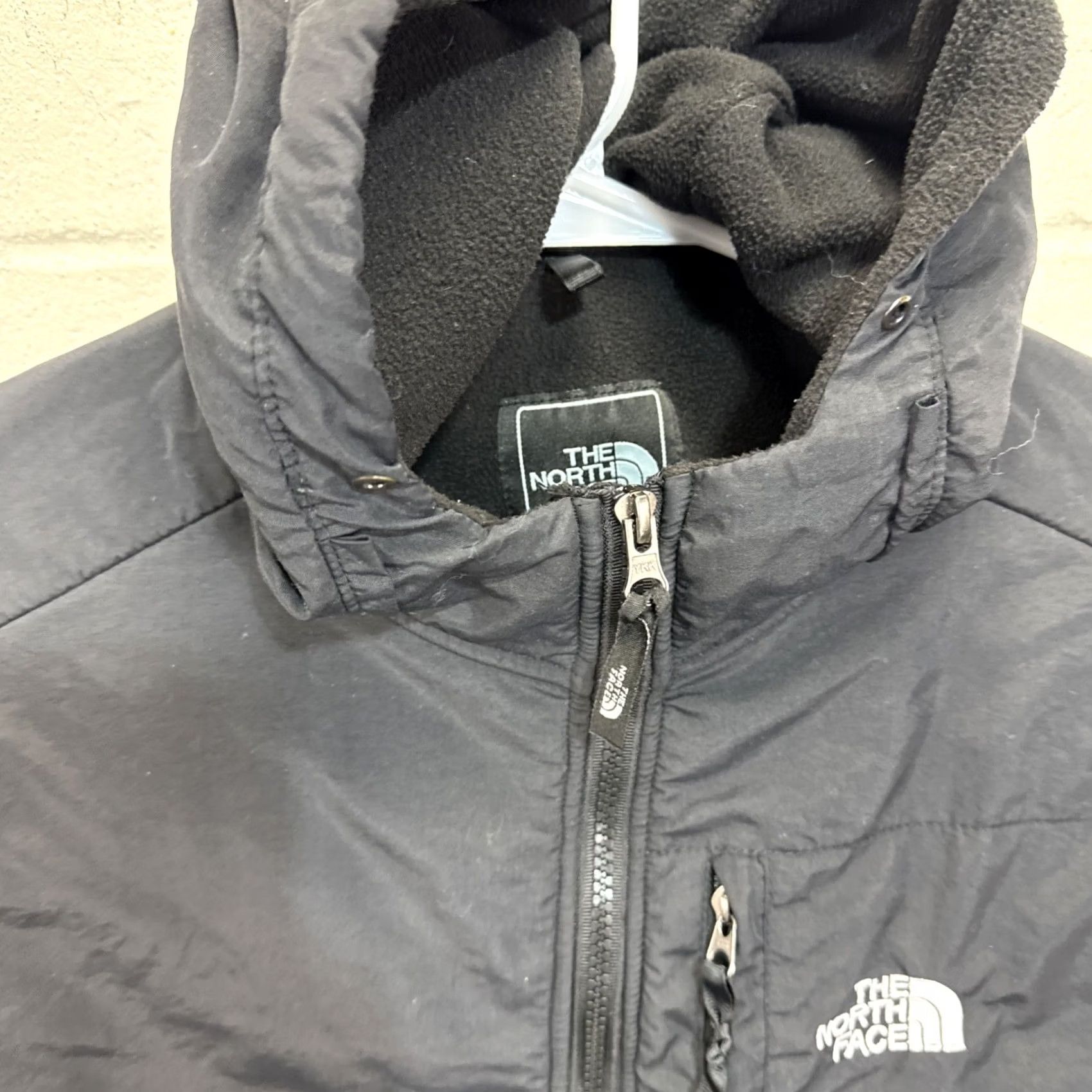The North Face The North Face Denali Hooded Full Zip Jacket Women’s Medium Black Fleece Jacket Size M / US 6-8 / IT 42-44 - 4 Thumbnail