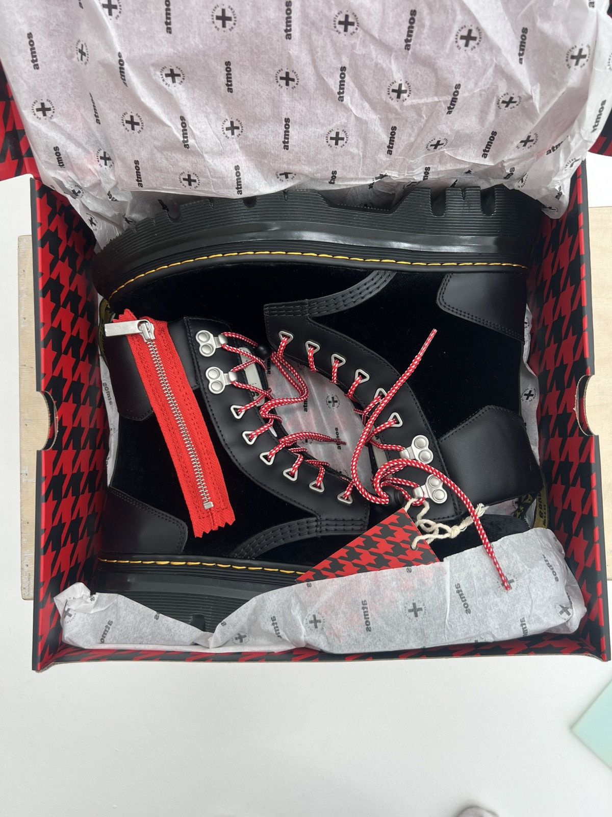 atmos Dr. Martens x Atmos Size US 10 / EU 43 - 1 Thumbnail