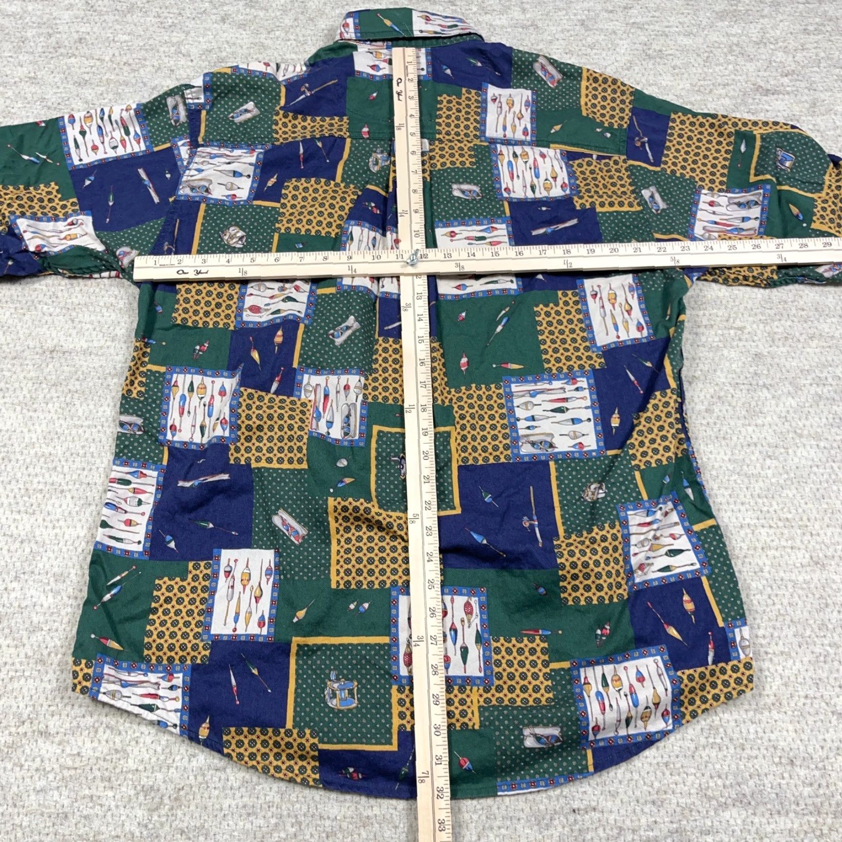 Vintage VINTAGE Woolrich Shirt Men M Blue Button-Up Camping/ Fishing Print Camp Modern, Preppy, Classic, American Woolrich Shirt Mens M Blue Button-Up Size US M / EU 48-50 / 2 - 6 Thumbnail