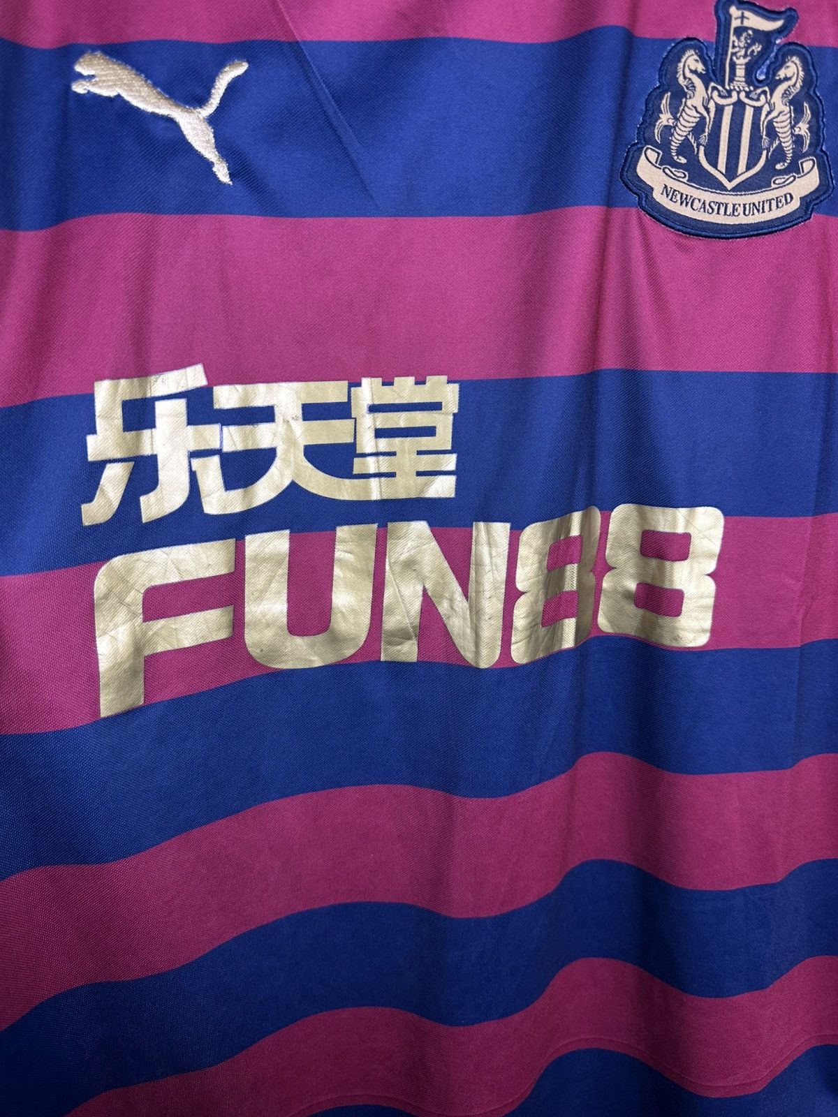 Other NEWCASTLE 2018/2019 FOOTBALL SOCCER AWAY JERSEY Size US L / EU 52-54 / 3 - 4 Thumbnail