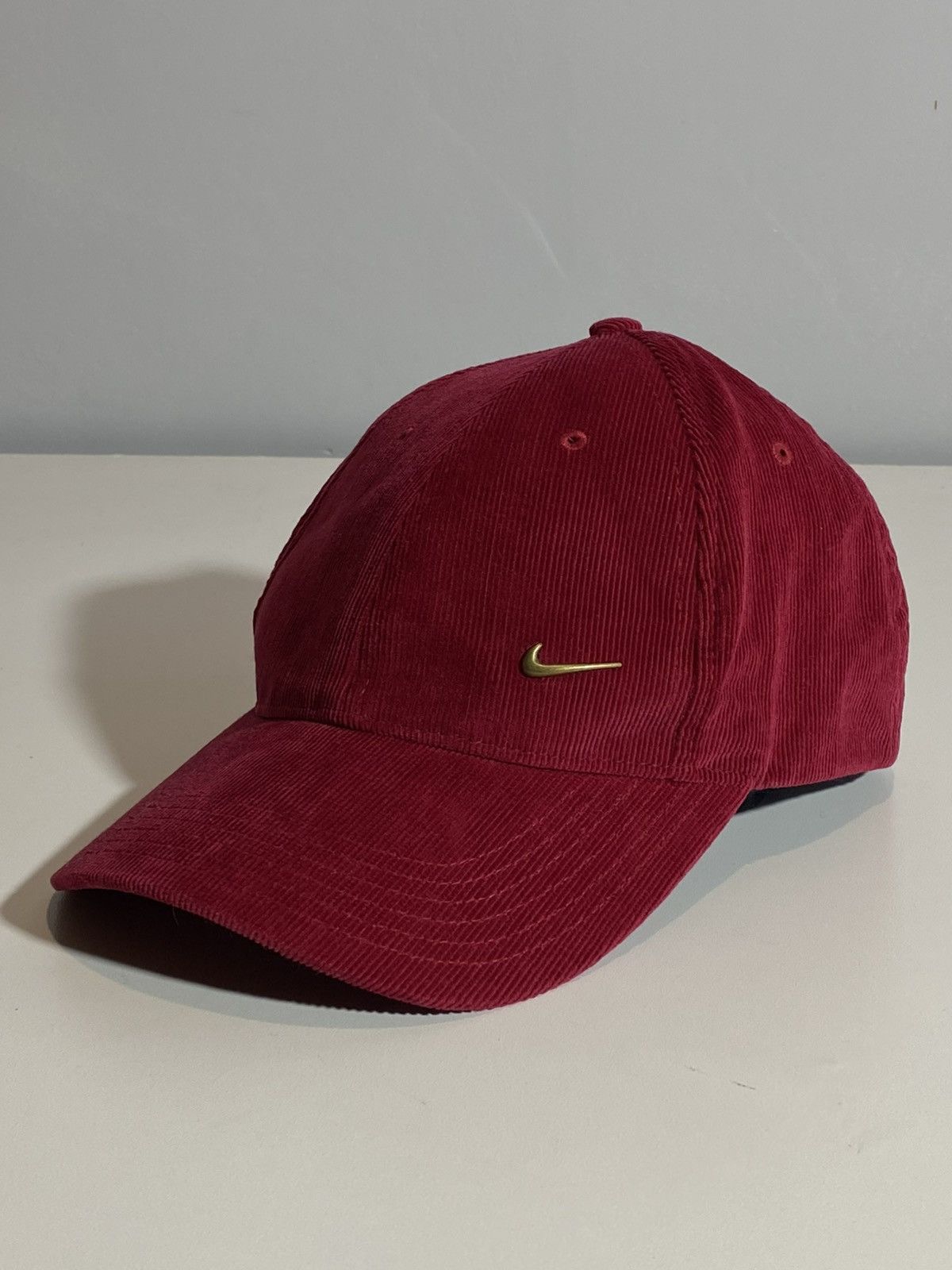 Nike Vintage Nike Gold Metal Swoosh streetwear corduroy cap Size ONE SIZE - 1 Thumbnail