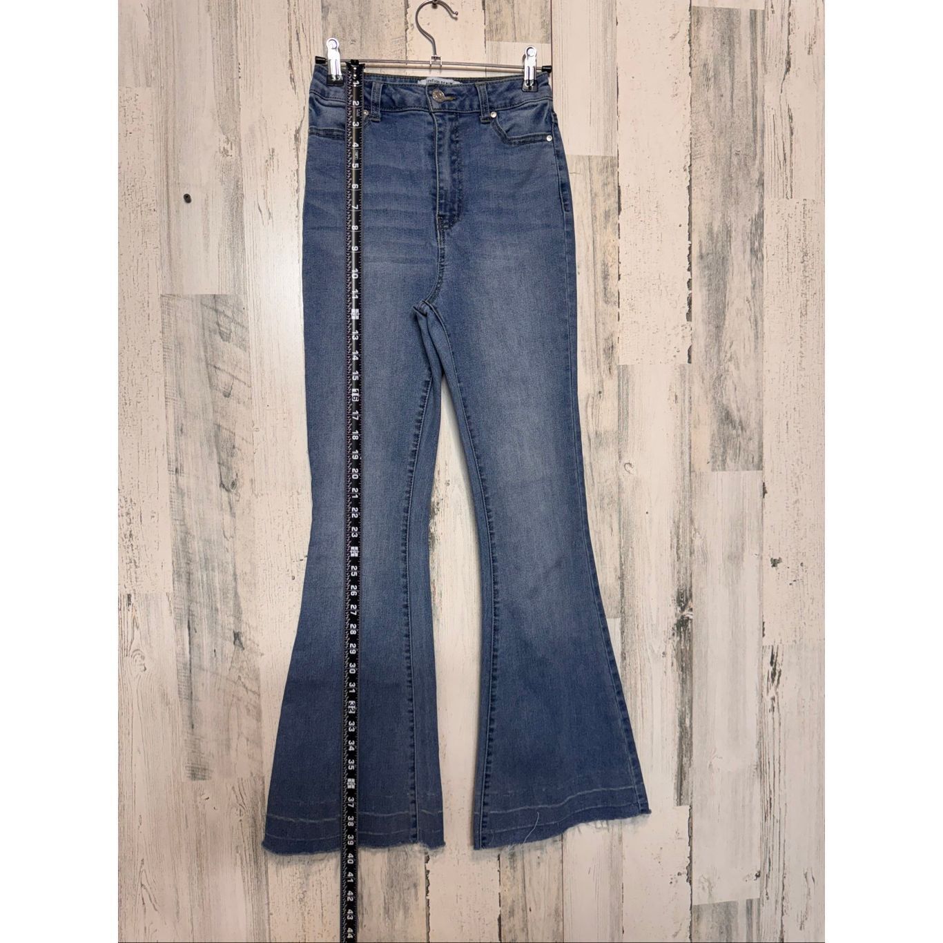 Other Refuge Women’s Medium Wash Flare Jeans Raw Hem – Size M Size 25" / US 0 / IT 36 - 10 Thumbnail