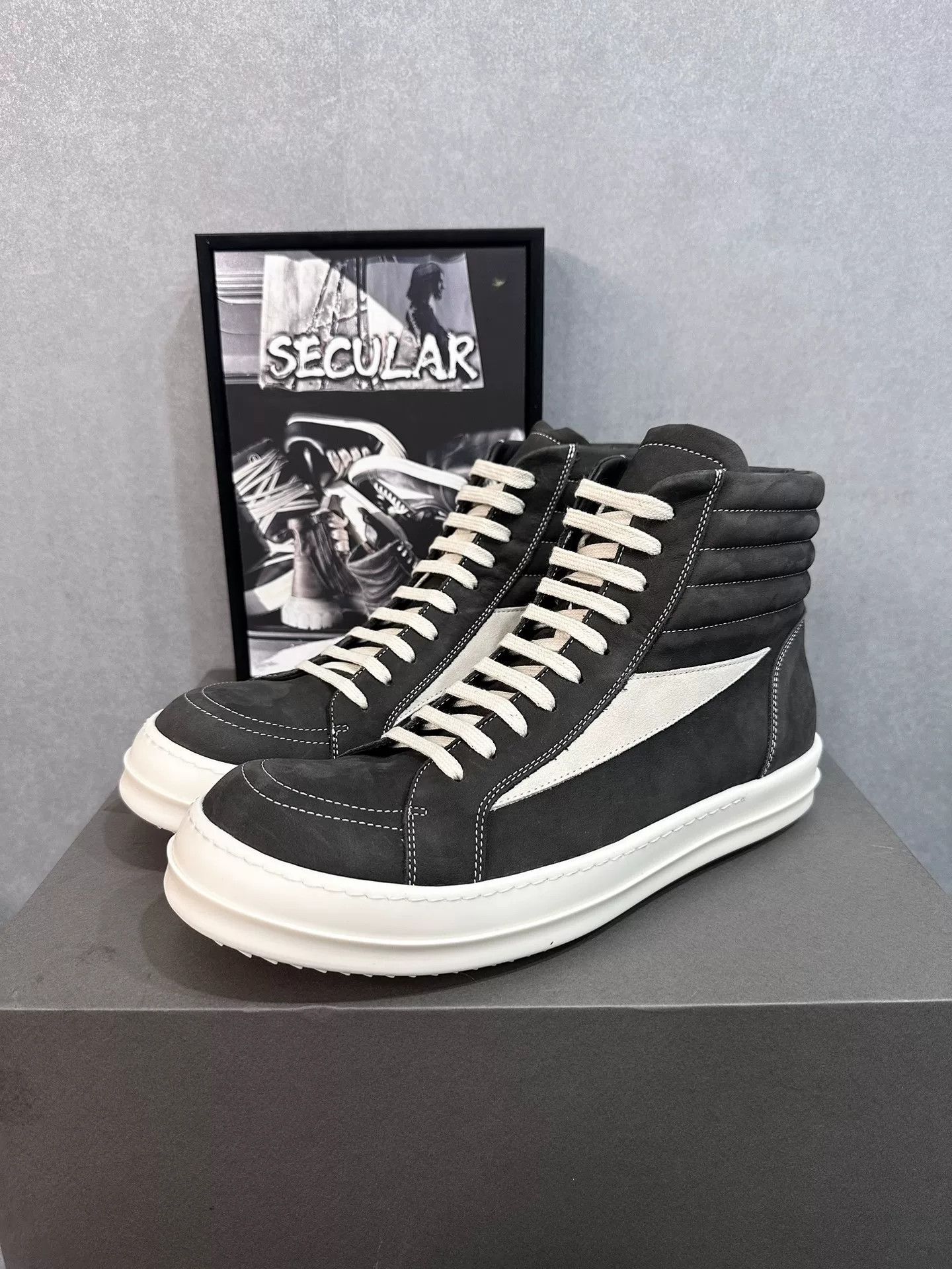 Rick Owens Rick Owens 24FW High-Top Leather Sneakers Size US 9 / EU 42 - 1 Thumbnail