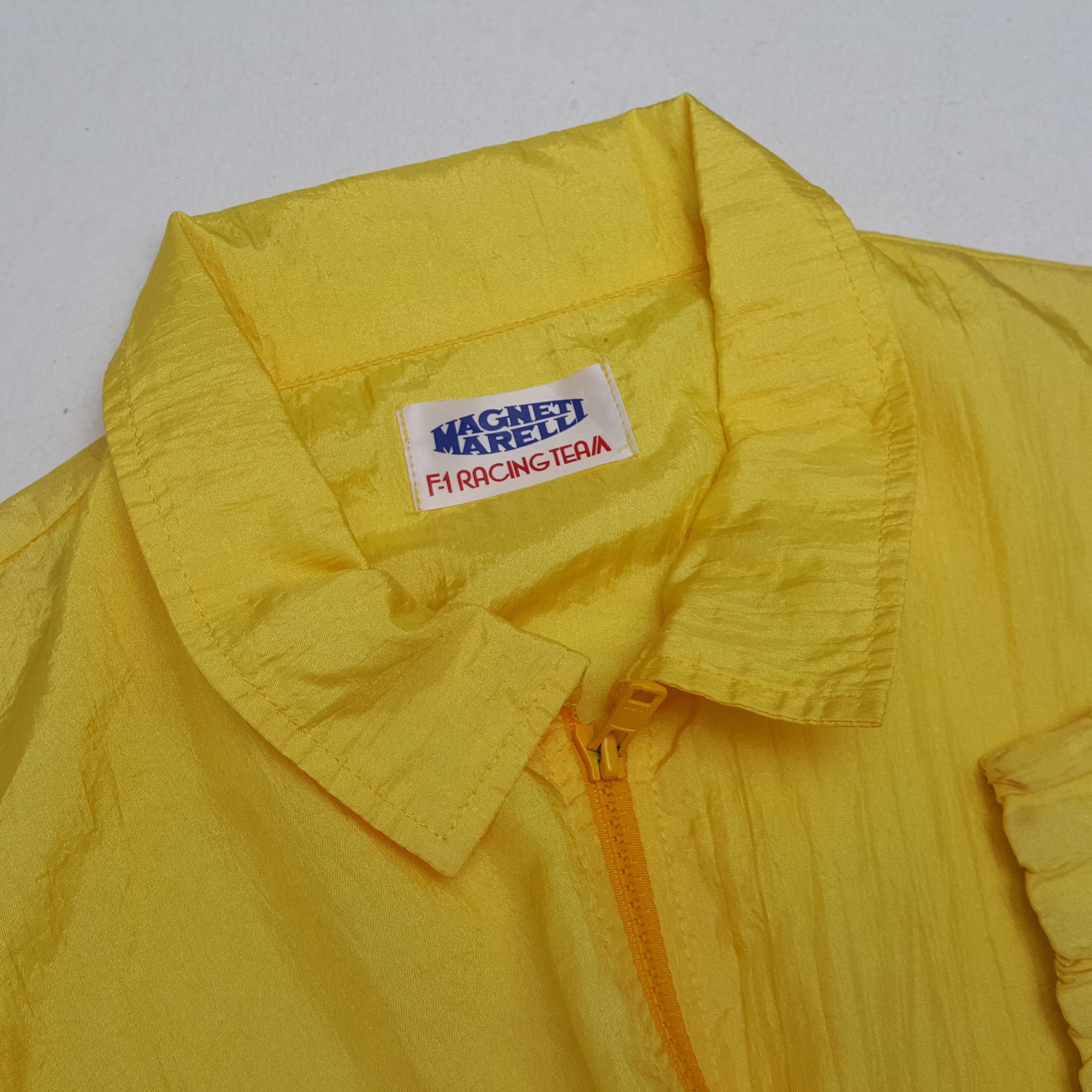 Ferrari × Vintage Vintage FERRARI MAGNETI MARELLI Formula One Jacket Size US L / EU 52-54 / 3 - 8 Thumbnail