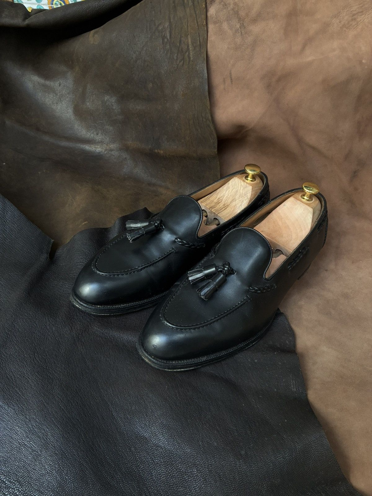 Edward Green EDWARD GREEN BELGRAVIA BLACK TASSLE LOAFERS Size US 11 / EU 44 - 4 Thumbnail