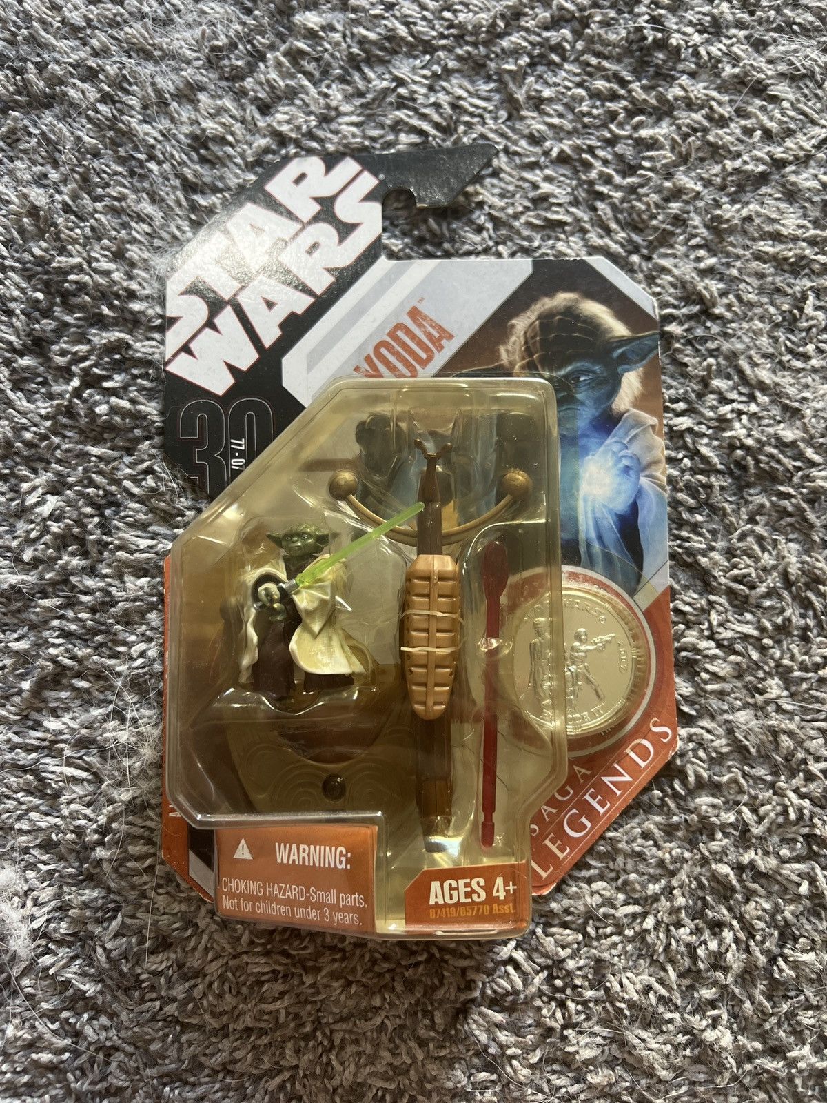 Star Wars Hasbro Star Wars Saga Legends Yoda With Collectors Coin