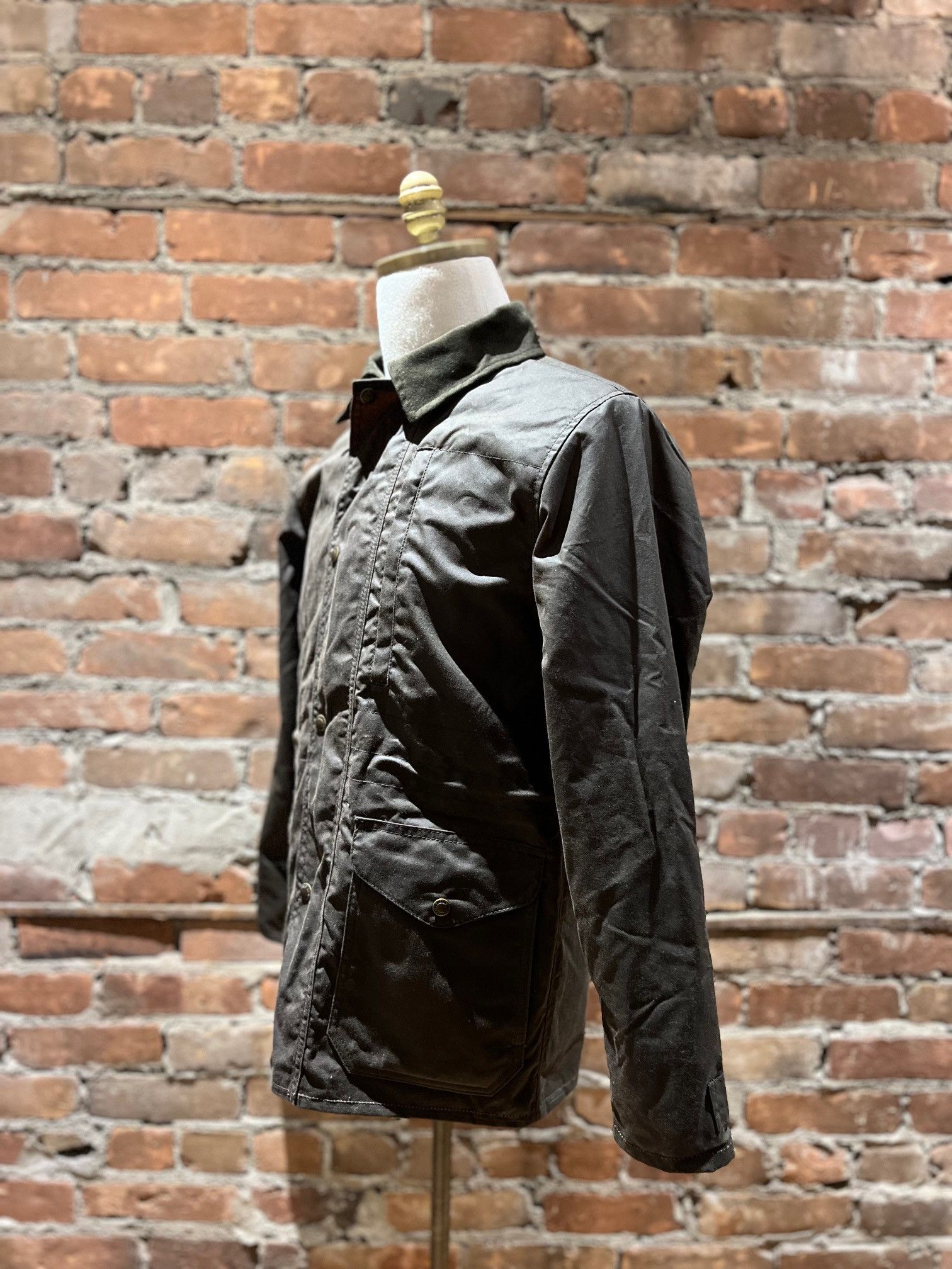 Filson Filson Women’s Waxed Tin Cloth Field Jacket Size XS / US 0-2 / IT 36-38 - 2 Thumbnail