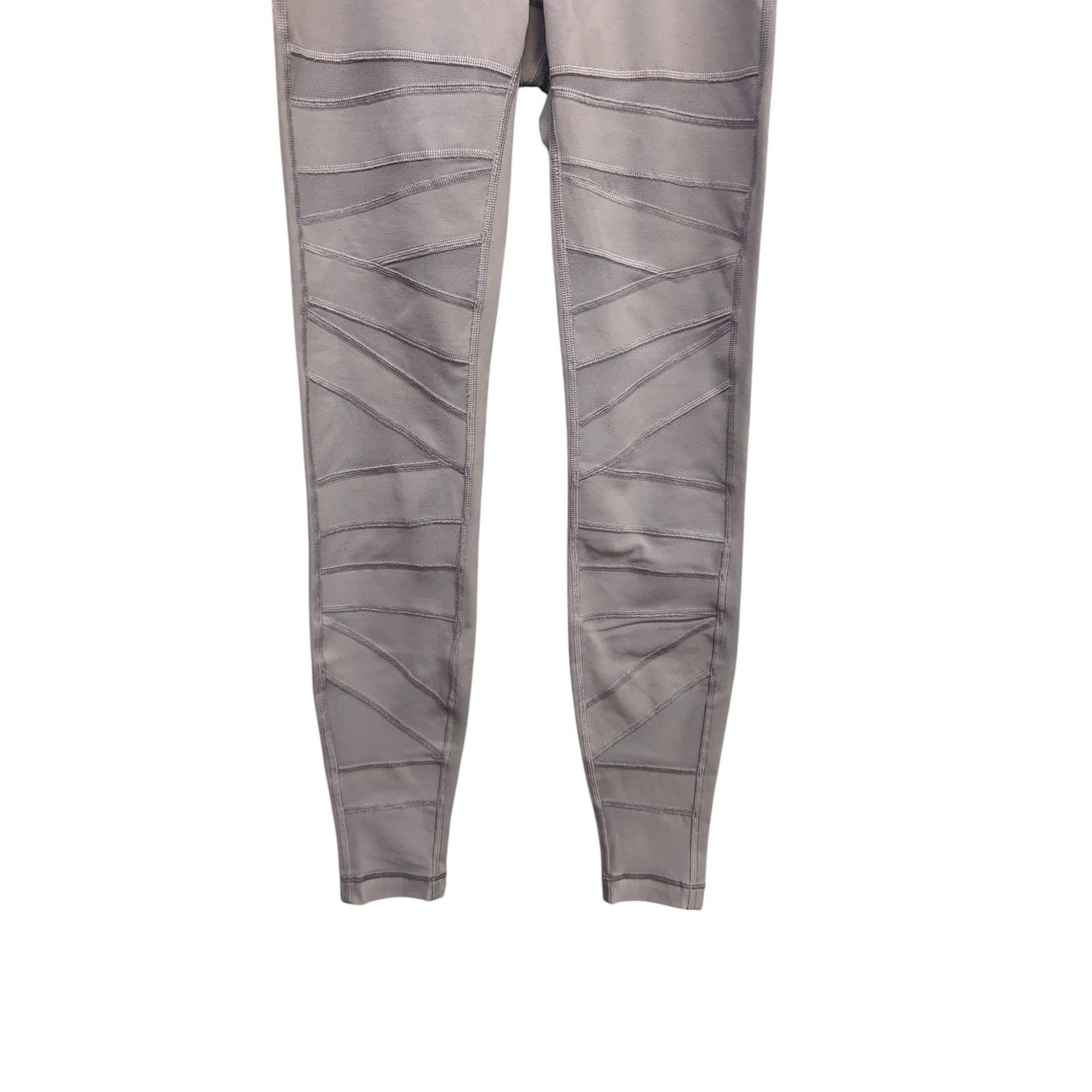 Lululemon Lululemon Wunder Under Pant *Tech Mesh 28" sz 4 Dark Chrome Size 27" / US 4 / IT 40 - 5 Thumbnail