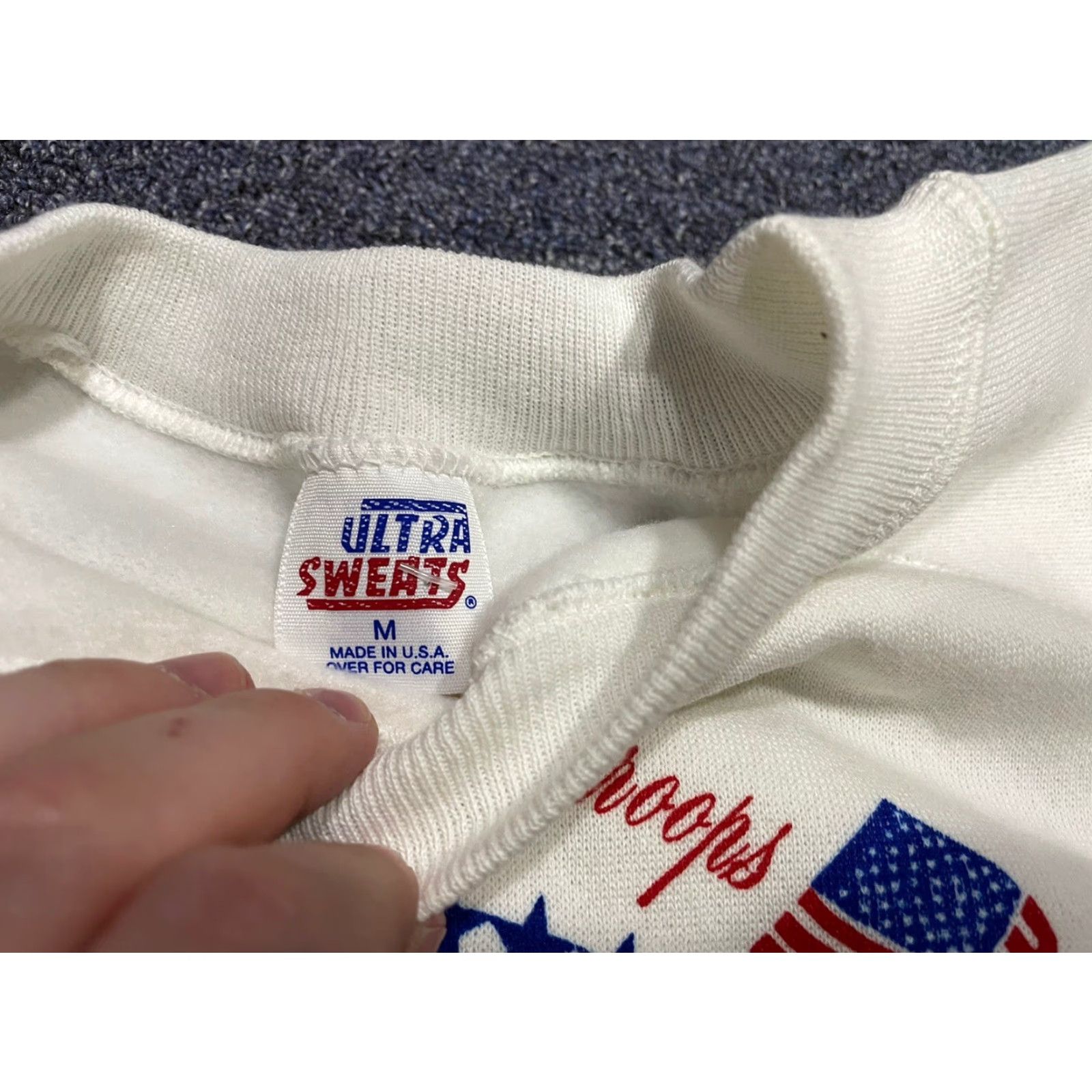 Hanes VINTAGE Hanes Sweatshirt Crewneck M 90s Desert Storm Graphic Print White Mens Size US M / EU 48-50 / 2 - 2 Thumbnail