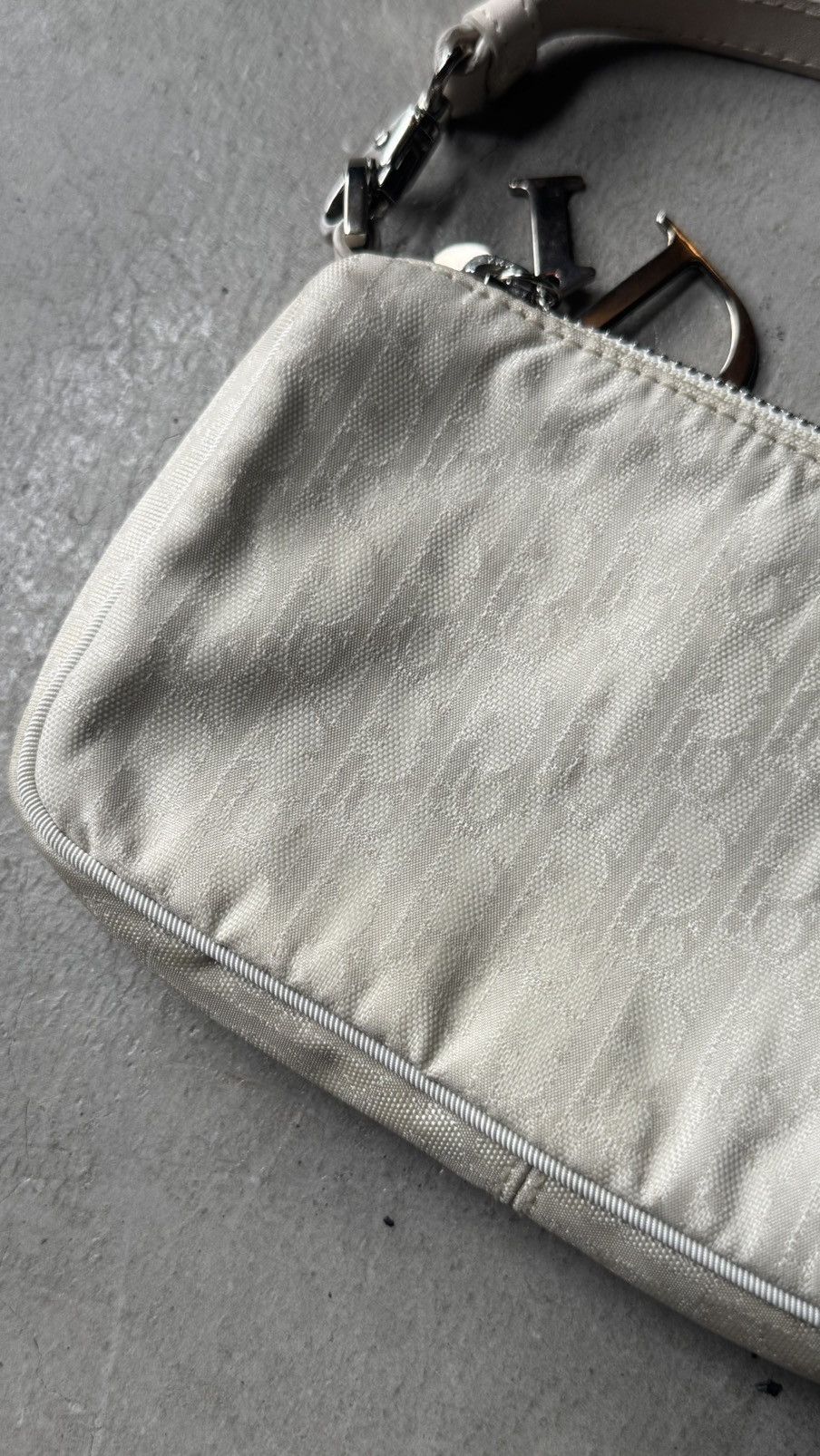Dior Christian Dior Trotter Charm SmallHandbag PouchWhite Vintage Size ONE SIZE - 4 Thumbnail