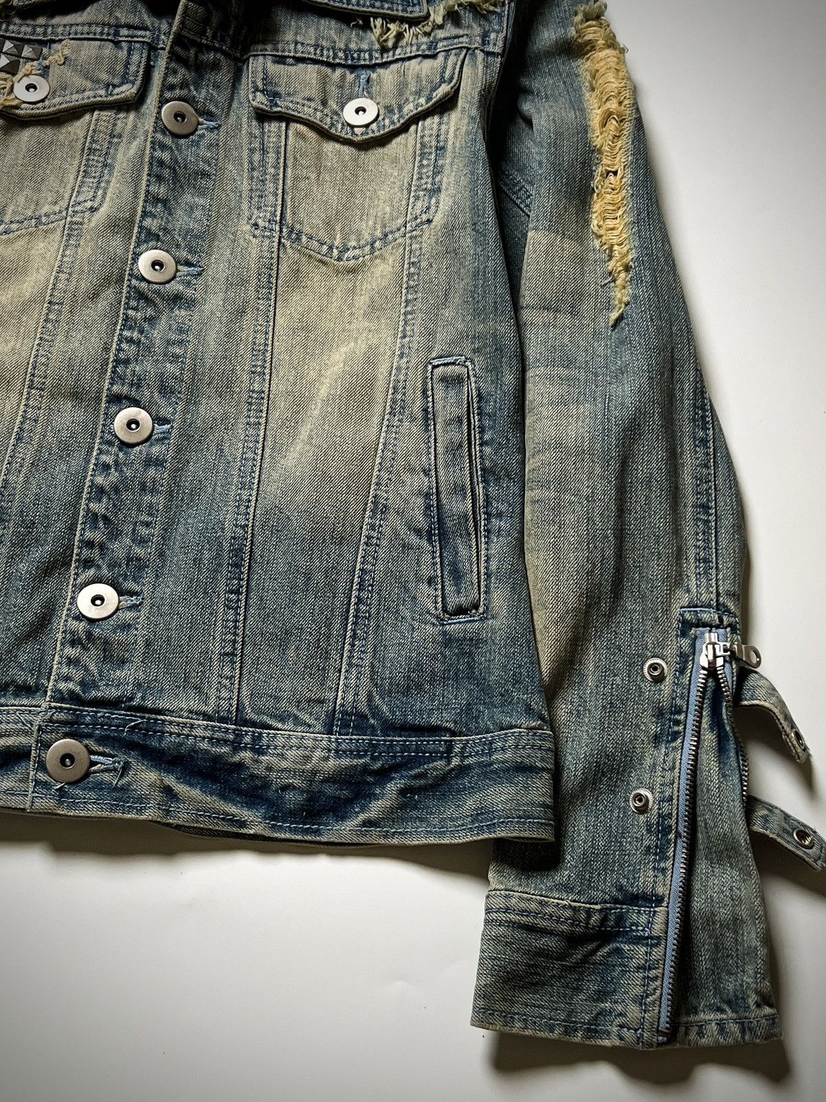Japanese Brand GLAD NEWS Mudwash Distressed Studded Punk Archive Jacket Y2K Size US S / EU 44-46 / 1 - 3 Thumbnail