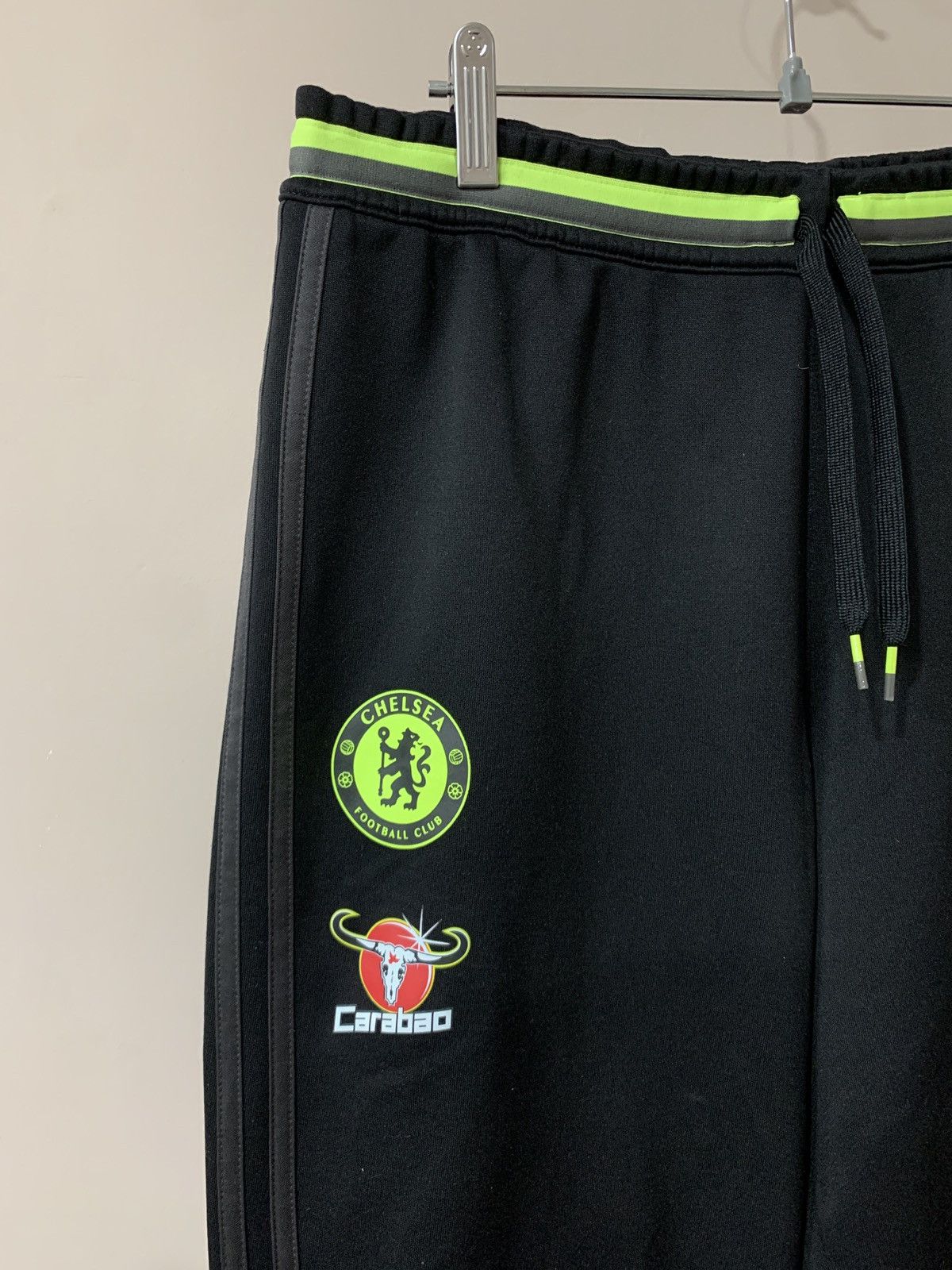 Adidas × Chelsea Soccer Chelsea London Training Football Pants Adidas Soccer Size M Size US 32 / EU 48 - 3 Thumbnail