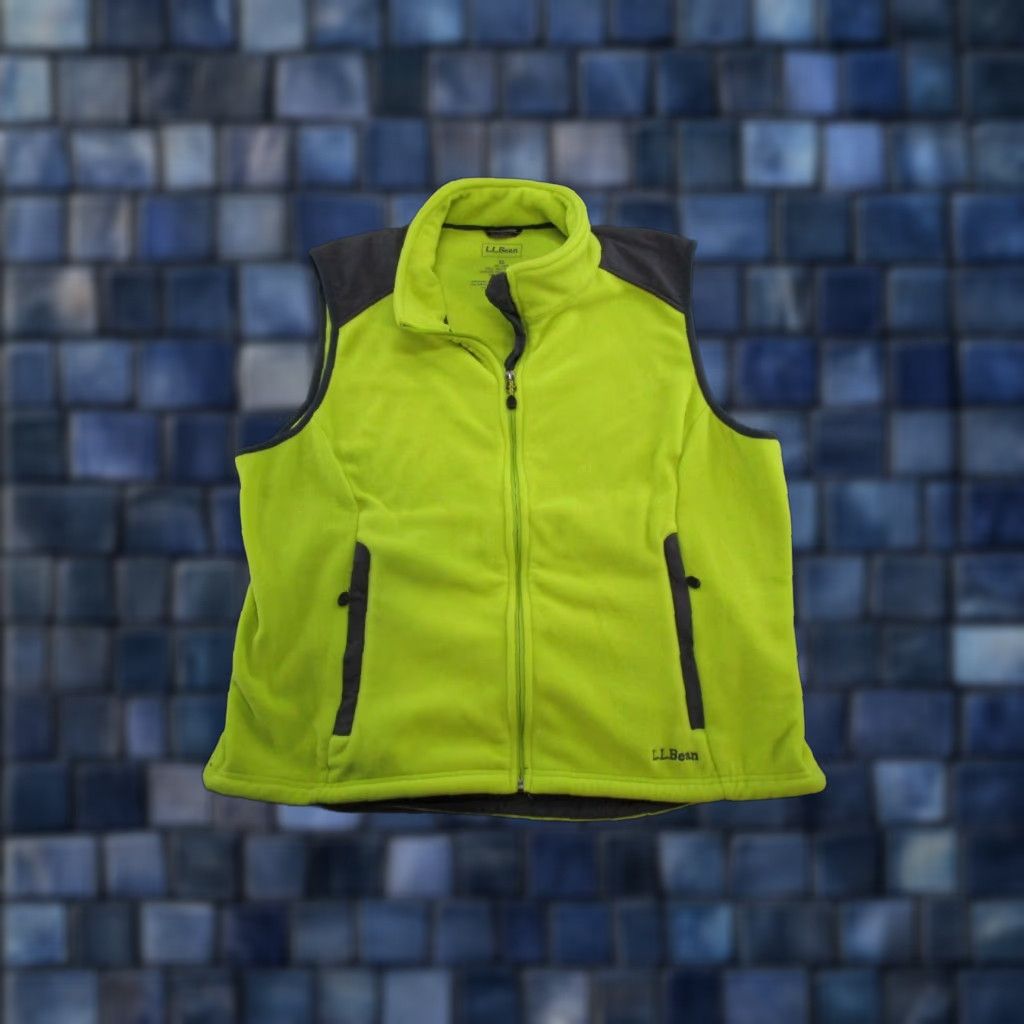 Vintage LL Bean Womens Vest Zip Up Fleece Size XL Outdoors Green Pockets - (NH) Size XL / US 12-14 / IT 48-50 - 1 Thumbnail