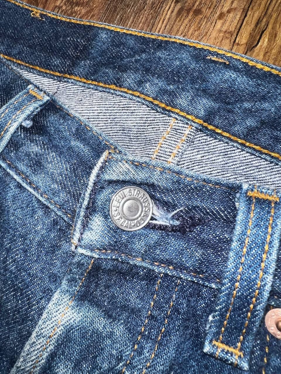 Le Grande Bleu (L.G.B.) × Levi's × Vintage 90s Vintage Levis Lot 501 Jeans Size US 31 - 12 Thumbnail