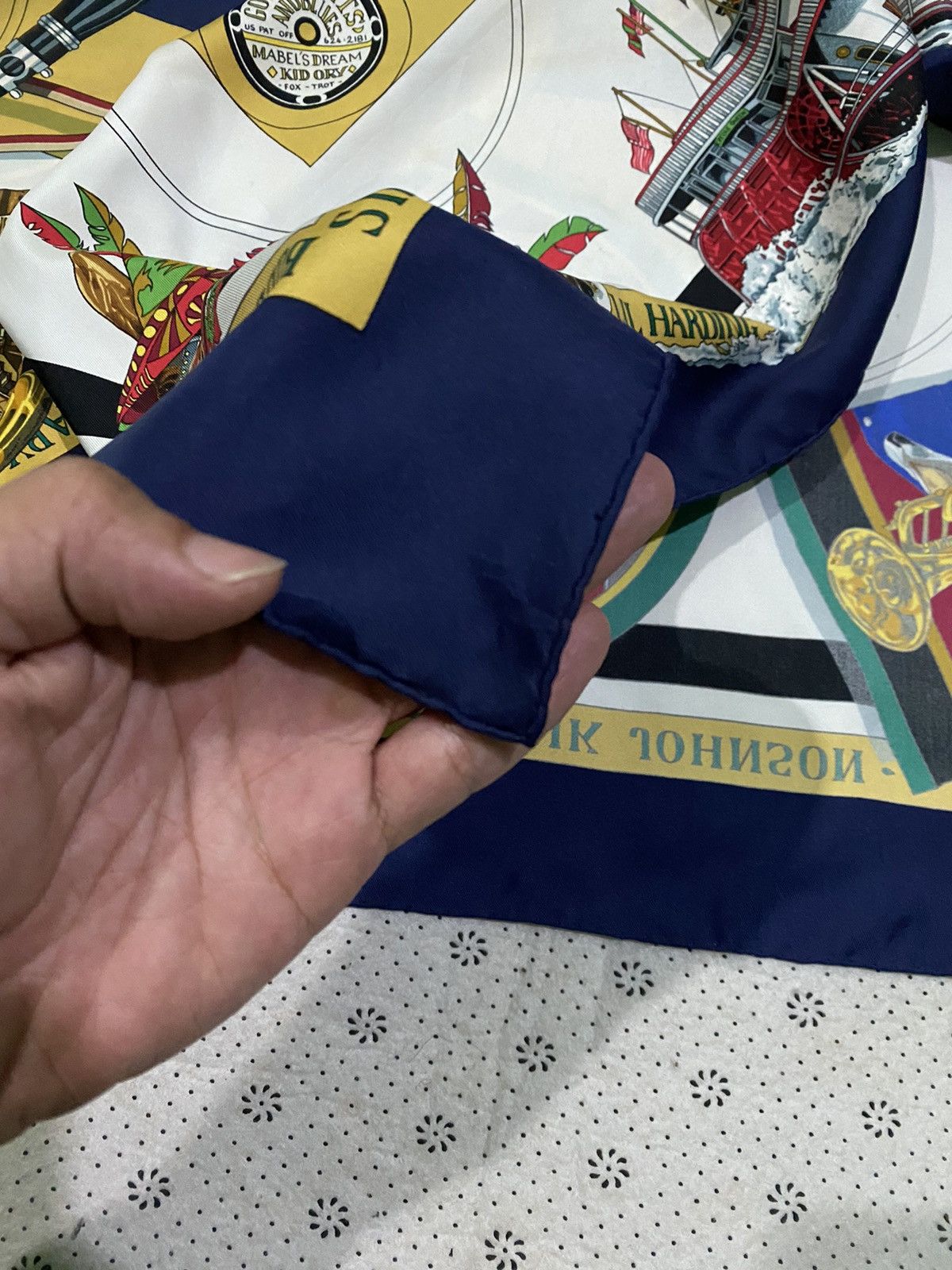 Hermes Vintage 90’s Hermes by Loic Dubigeon Silk 90 Scarf Size ONE SIZE - 6 Thumbnail