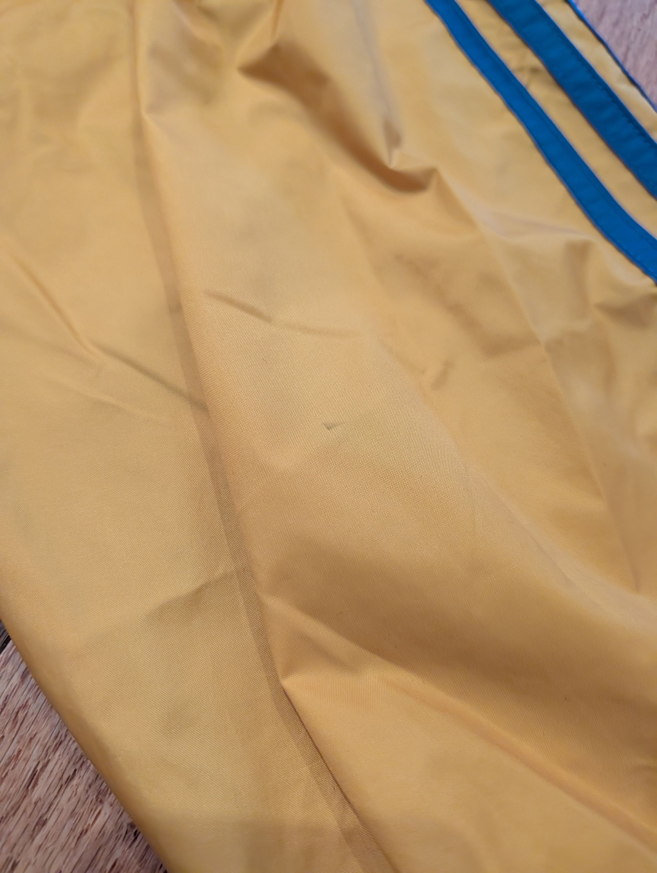 Adidas Vintage Adidas Jacket Windbreaker Warm Up Striped Hooded Size US L / EU 52-54 / 3 - 8 Thumbnail