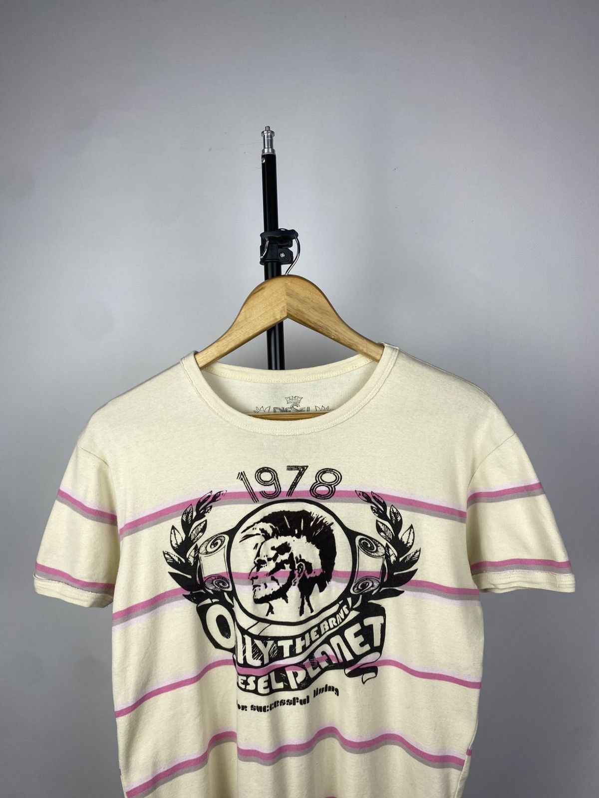 Diesel × Japanese Brand Vintage 90s Rare Luxury Diesel Big Logo T shirt Size US M / EU 48-50 / 2 - 2 Thumbnail