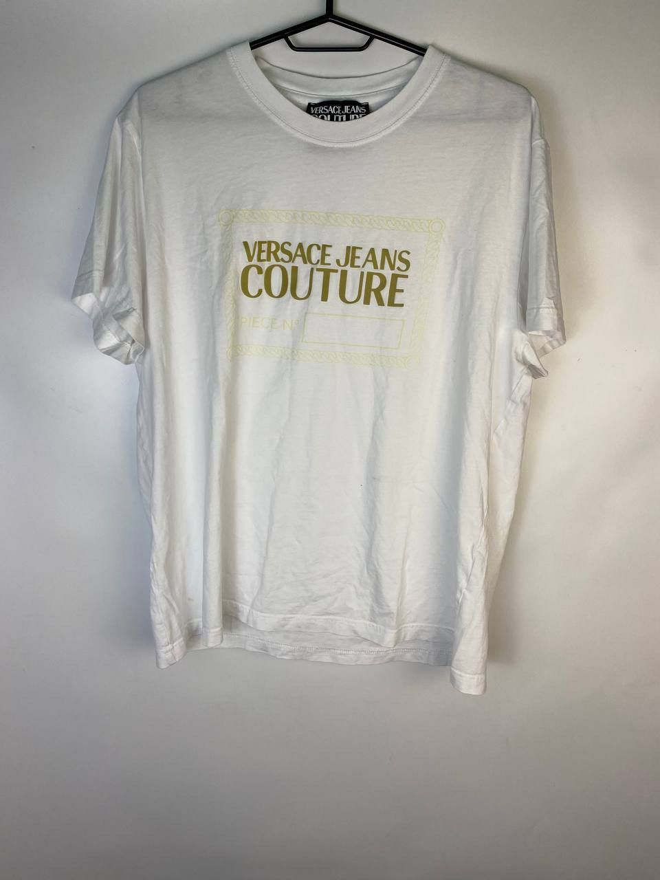 Versace Jeans Couture Vintage streetwear Versace Jeans Couture T shirt Size US L / EU 52-54 / 3 - 1 Thumbnail