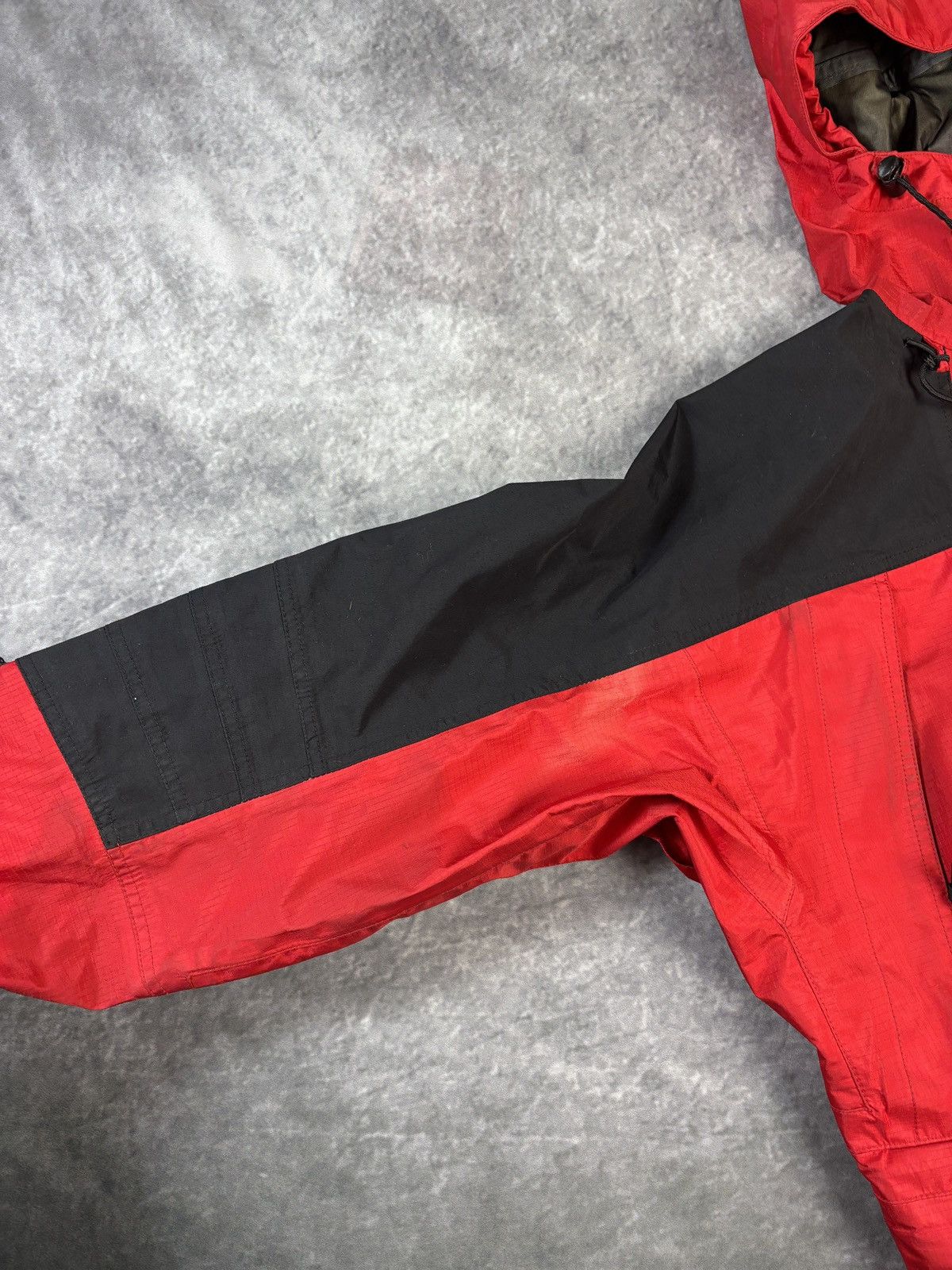 Goretex × The North Face × Vintage 1990s North Face Gore-tex Jacket Vintage TNF Shell Two Tone Size US M / EU 48-50 / 2 - 15 Thumbnail
