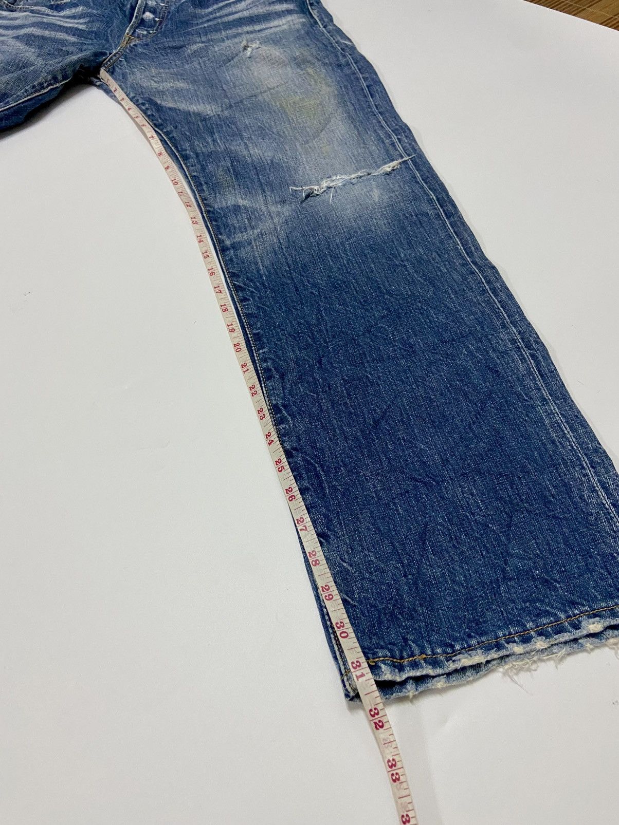 Levi's LEVI'S 501 DISTRESSED JEANS Size US 34 / EU 50 - 15 Thumbnail