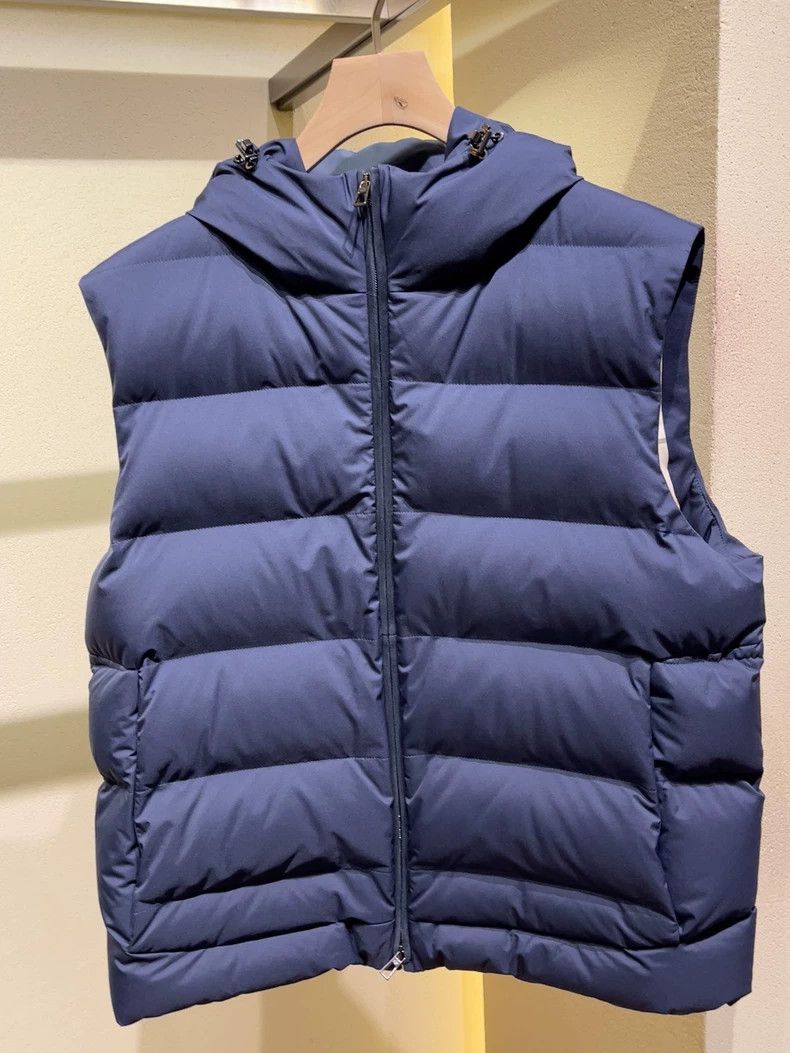 Other LORO PIANA A fur-lined down vest Size US XXL / EU 58 / 5 - 7 Thumbnail