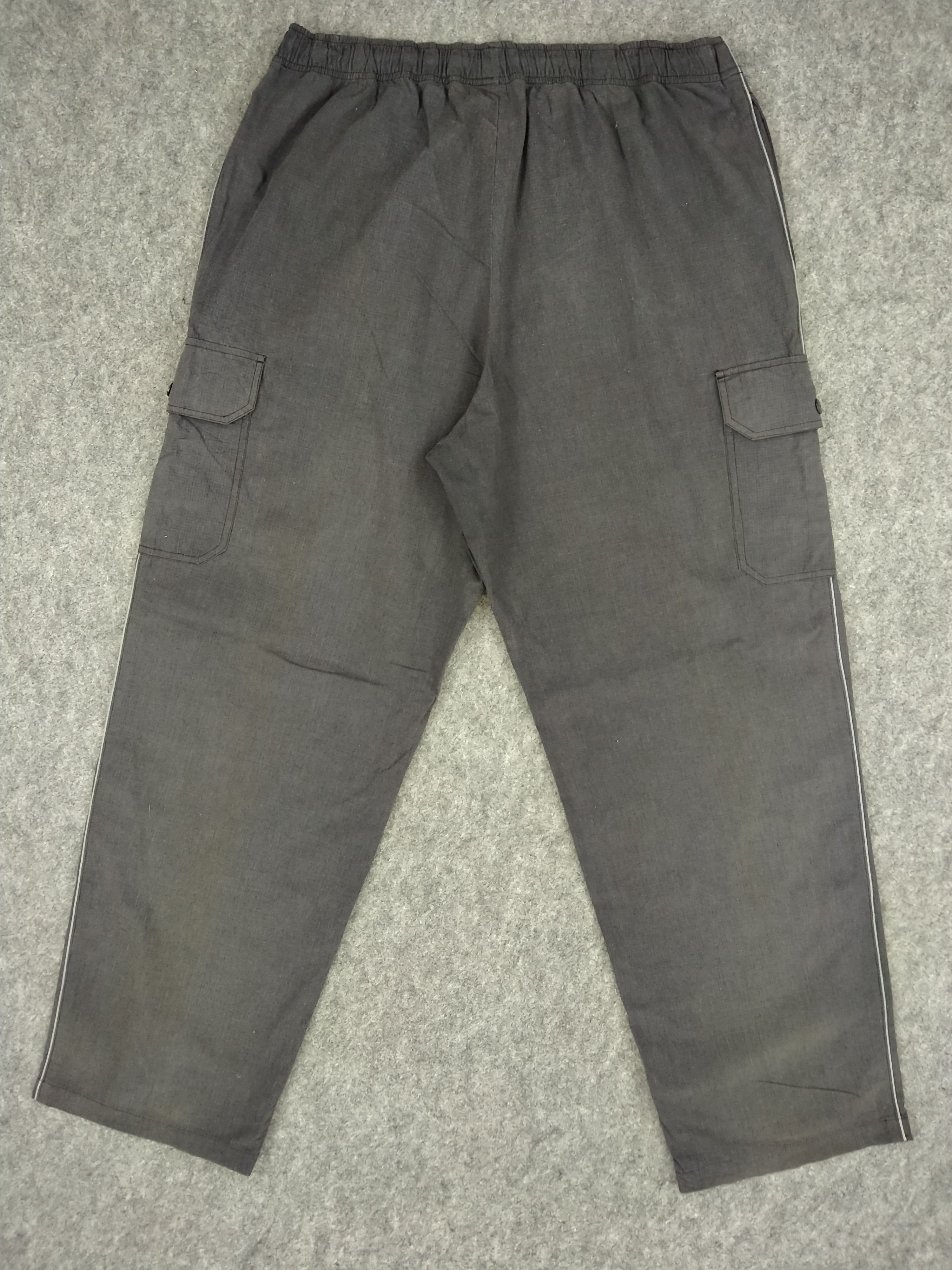 Japanese Brand Fila Elastic Cargo Multi Pocket Pants 33x31.5 -CP114 Size US 33 - 2 Thumbnail