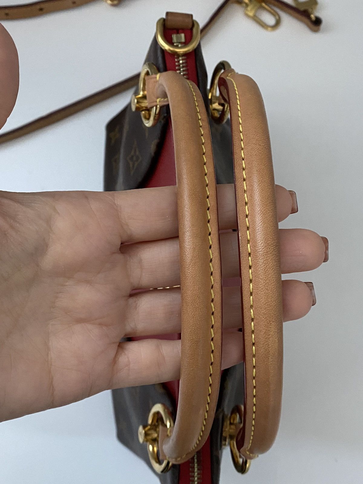 Louis Vuitton Authentic Louis Vuitton V Tote BB Size ONE SIZE - 10 Thumbnail