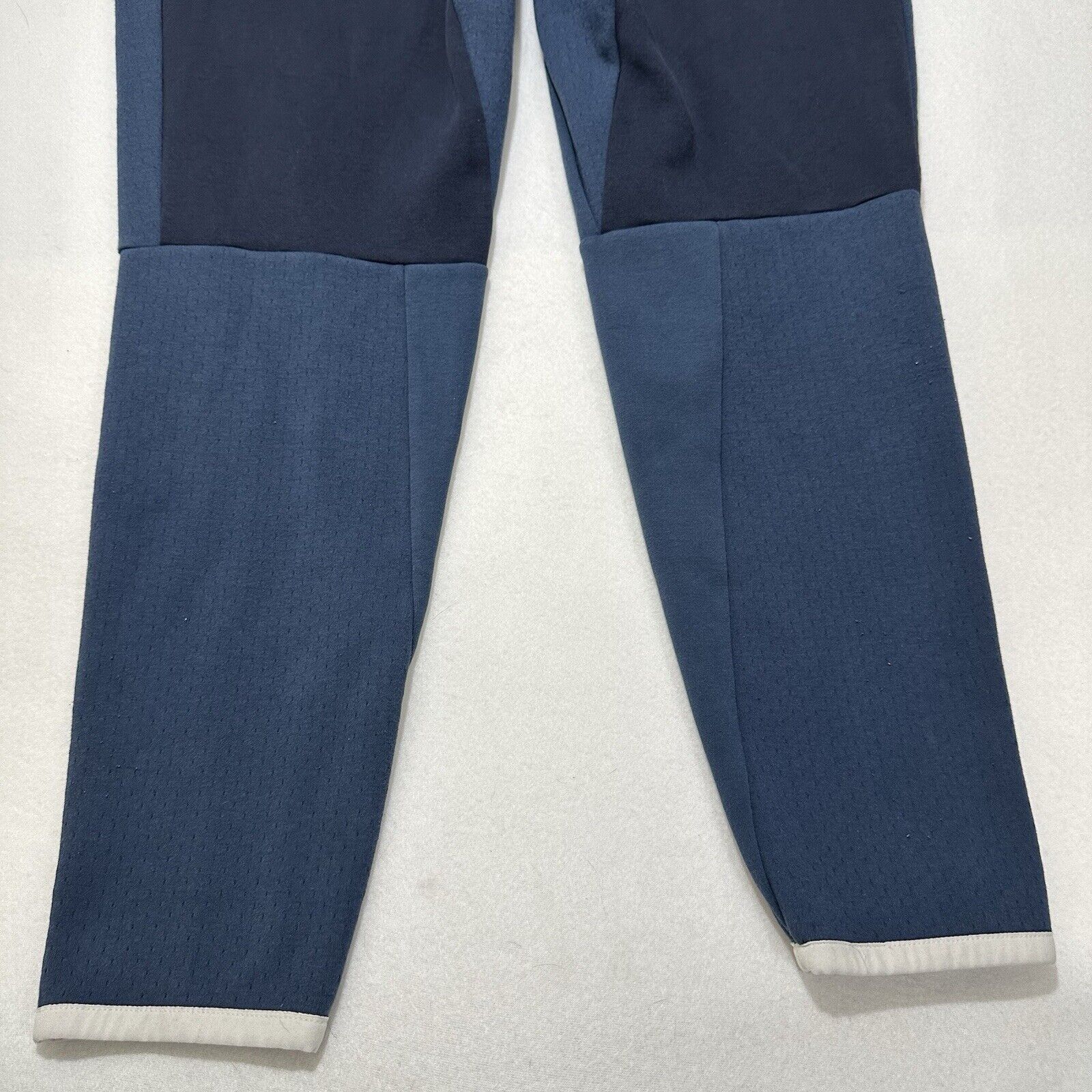 Adidas Adidas Large PrimeGreen Sweatpants 29" Inseam Blue Pants Size 34" / US 12 / IT 48 - 13 Thumbnail