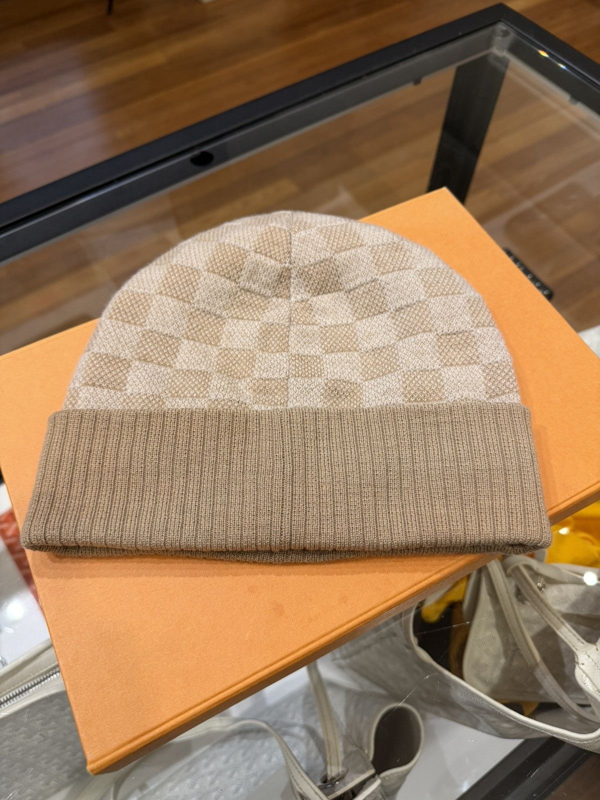 Louis Vuitton Louis Vuitton Neo Petit Damier Beanie - Beige White Size ONE SIZE - 3 Thumbnail