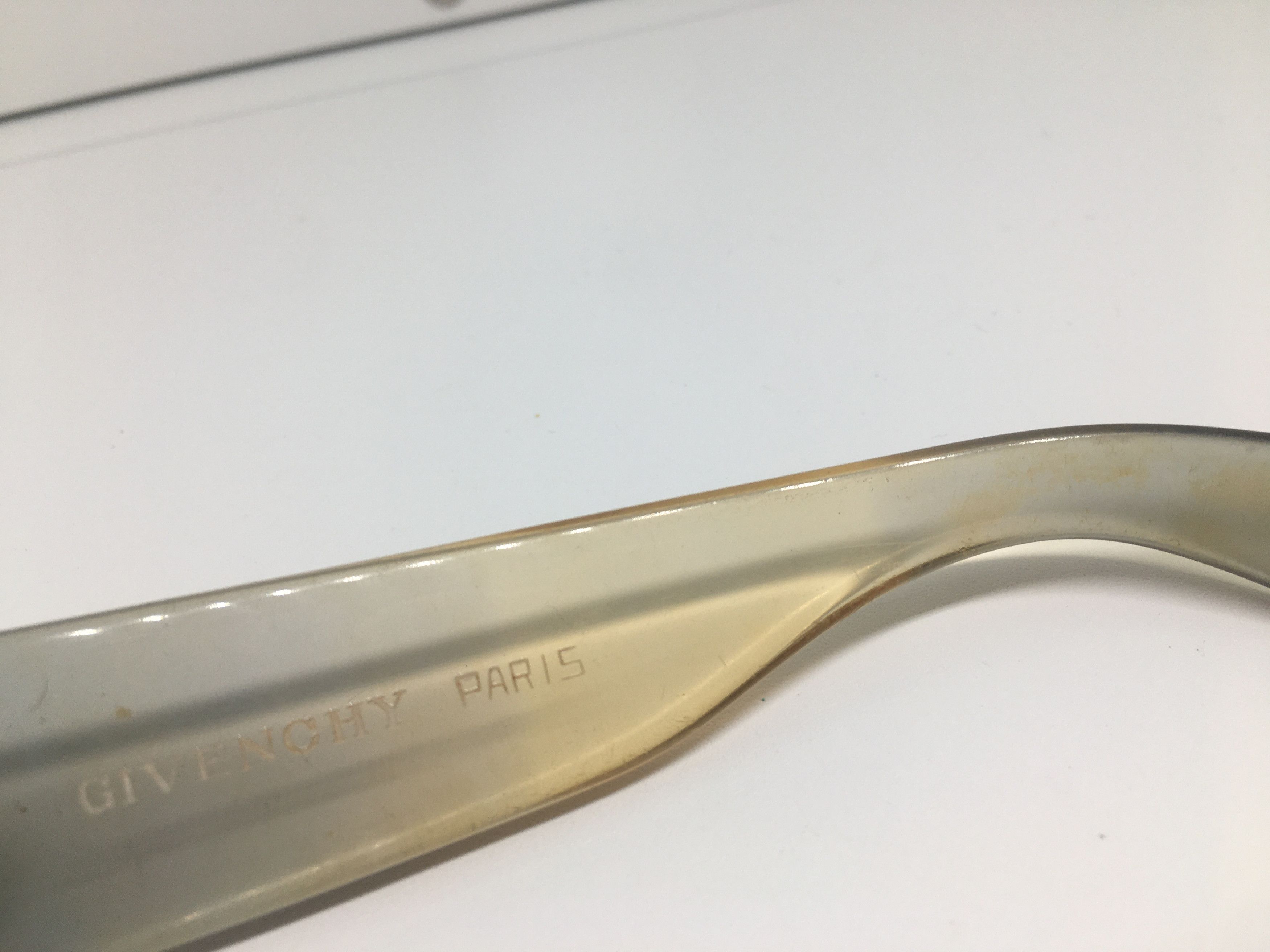 Givenchy GIVENCHY PARIS 'JASMIN' HAUTE COUTURE LUNETTES DE SOLEIL Size ONE SIZE - 4 Thumbnail