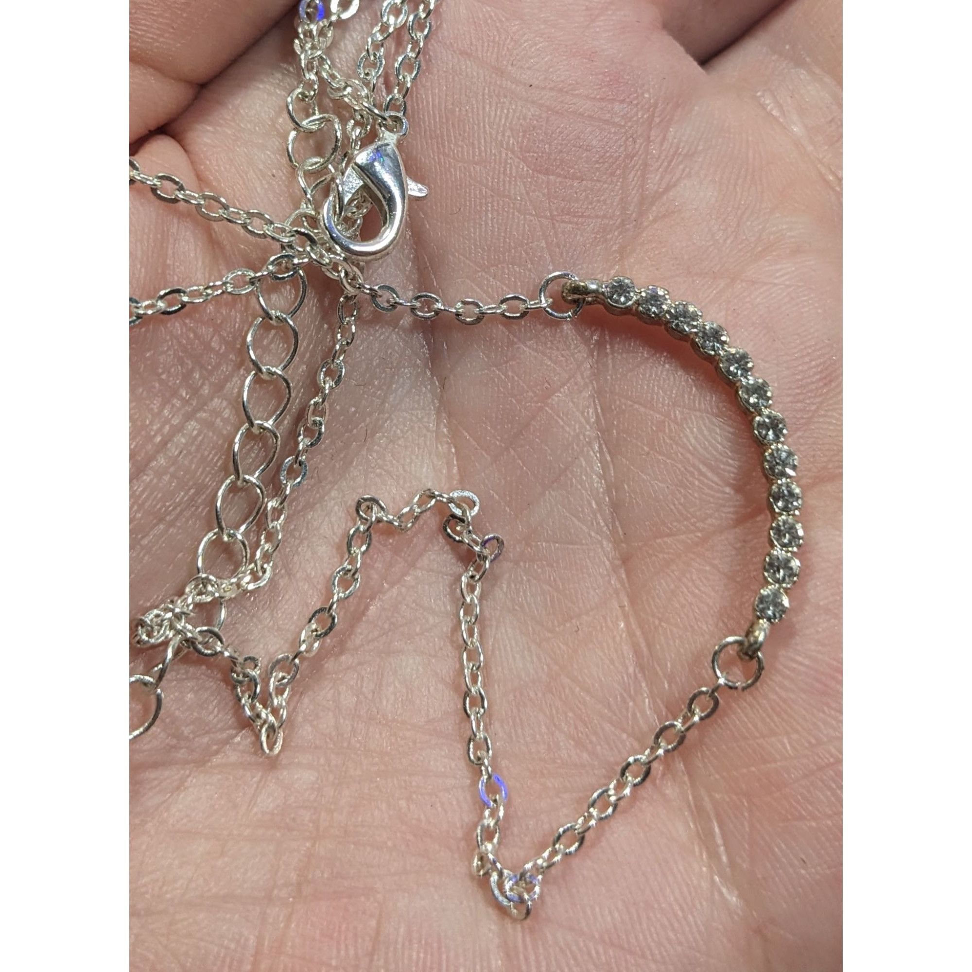 Other Minimalist Glam Curved Rhinestone Bar Silver Tone Necklace Size ONE SIZE - 3 Thumbnail