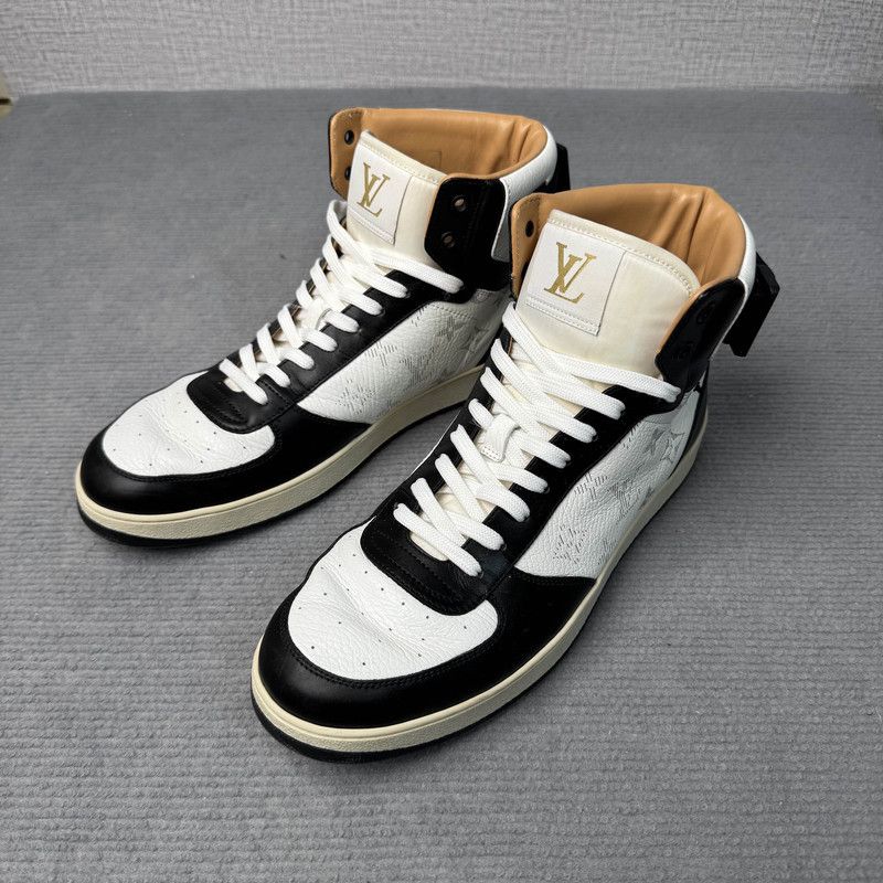Louis Vuitton Louis Vuitton Rivoli High-Top Sneakers in Black and White 0079 Size US 8 / EU 41 - 1 Thumbnail