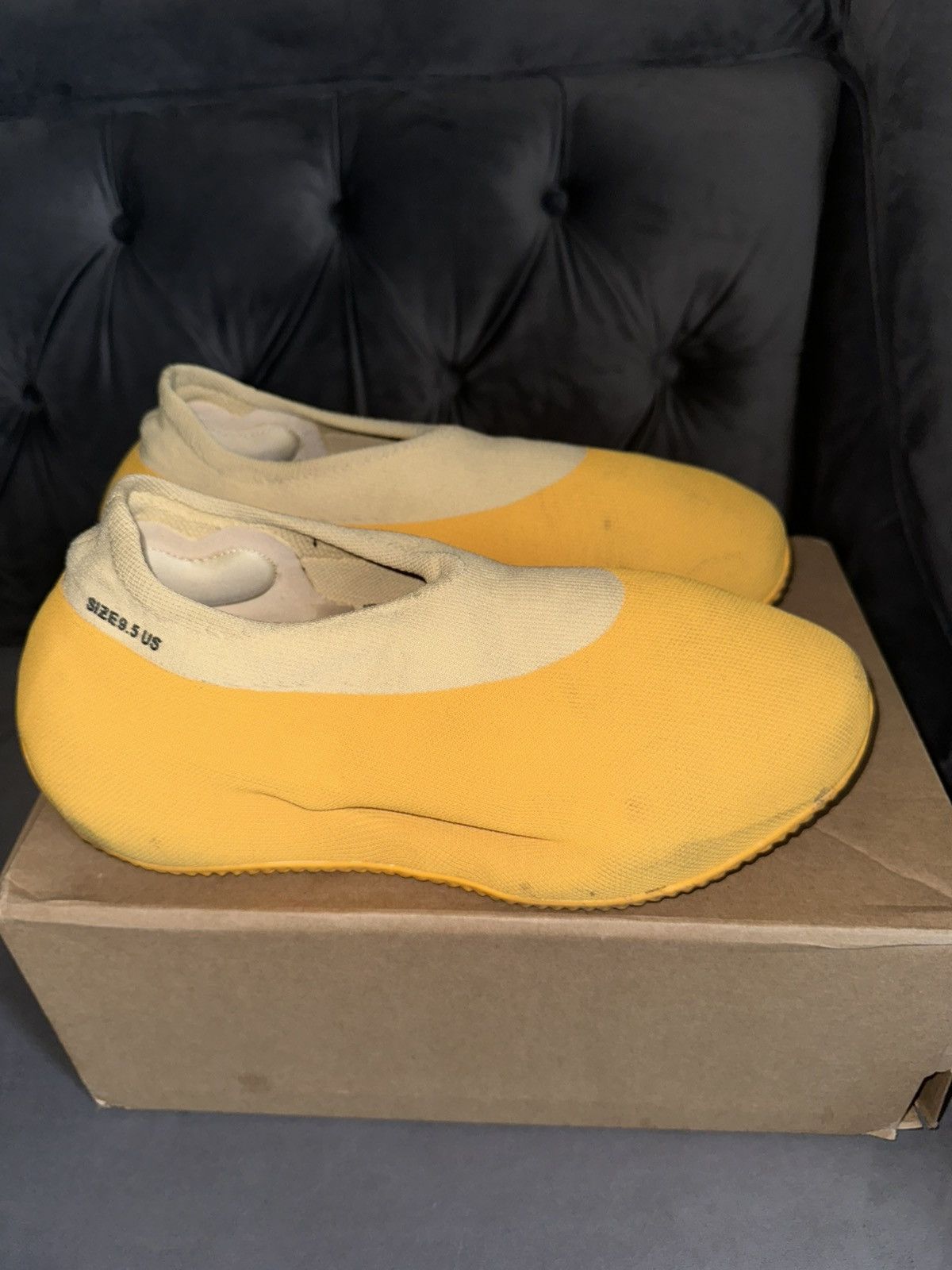 Yeezy Knit Rnr Size US 9.5 / EU 42-43 - 3 Thumbnail
