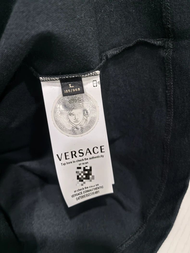 Versace Versace Short sleeves Size US L / EU 52-54 / 3 - 2 Thumbnail
