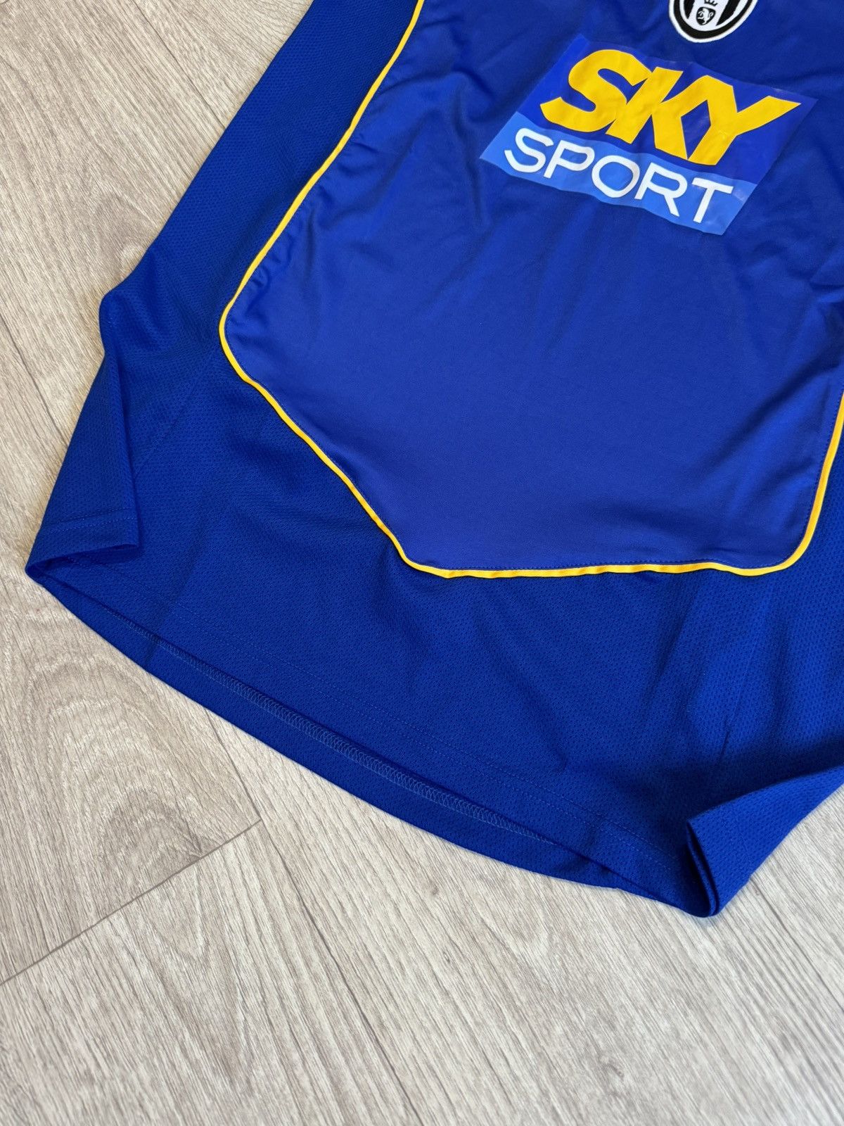 Nike 🔷Retro Nike Juventus 2004/05 Soccer jersey🔷 Size US L / EU 52-54 / 3 - 2 Thumbnail