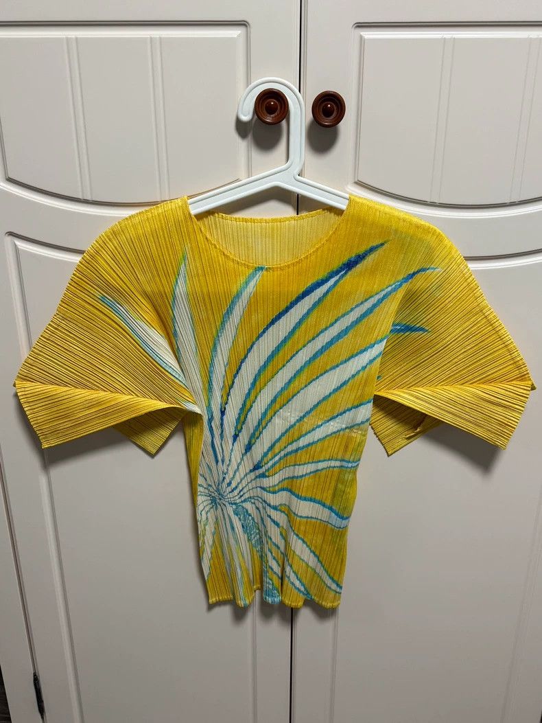 Issey Miyake Issey Miyake size:3 Princess sleeve palm tree pleated shor Size M / US 6-8 / IT 42-44 - 1 Thumbnail