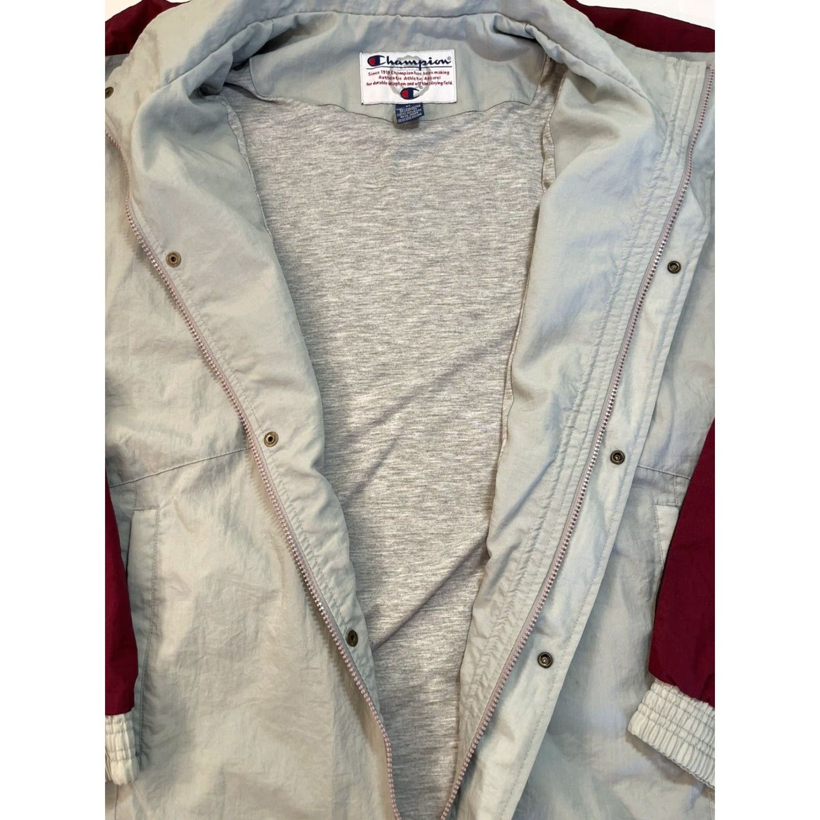 Champion VINTAGE Champion Lined Windbreaker Jacket Full Zip Coat Outdoor C Logo XL Men? (But gender not specified) Size US XL / EU 56 / 4 - 5 Thumbnail