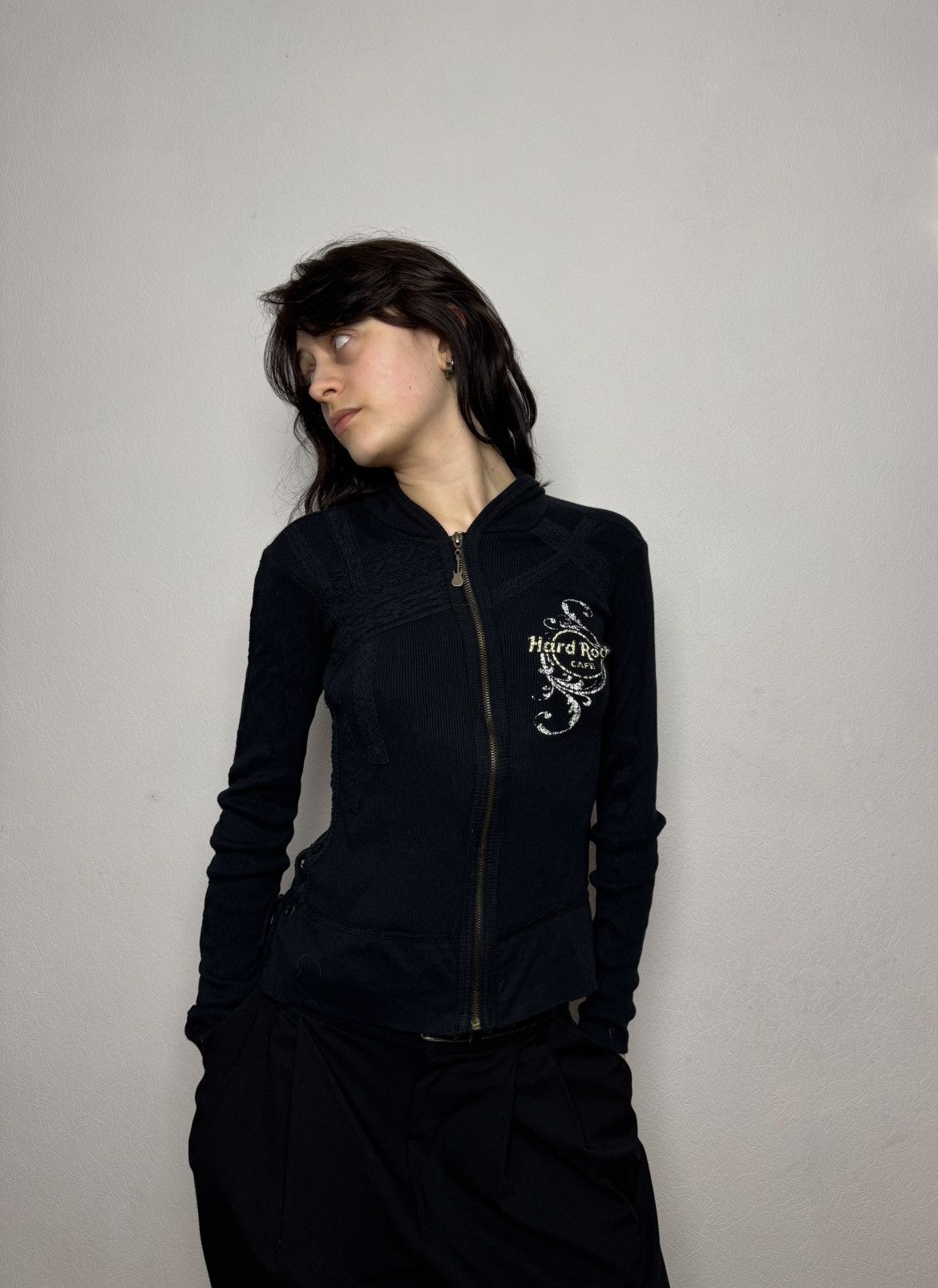 Hard Rock Cafe Y2k Vintage Hard Rock Cafe Dubai Back Logo Hoodie Size XS / US 0-2 / IT 36-38 - 2 Thumbnail