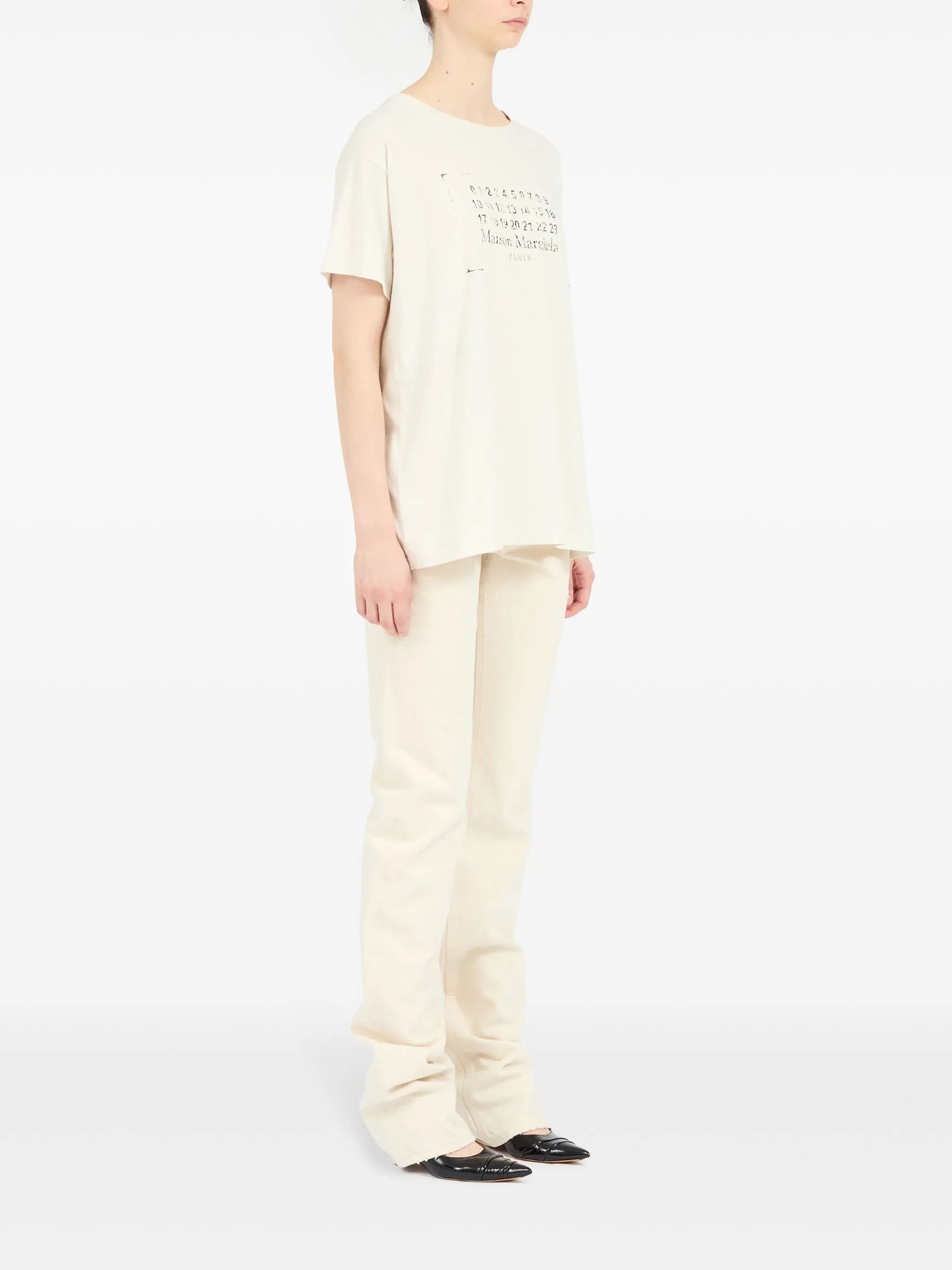 Maison Margiela oc11z0825 Logo-print Cotton T-Shirt in Butter Size L / US 10 / IT 46 - 2 Thumbnail
