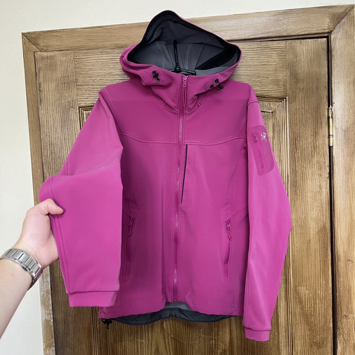 Arc'teryx Vintage Arc’Teryx Pink Soft-Shell Outdoor Jacket Size US S / EU 44-46 / 1 - 2 Thumbnail