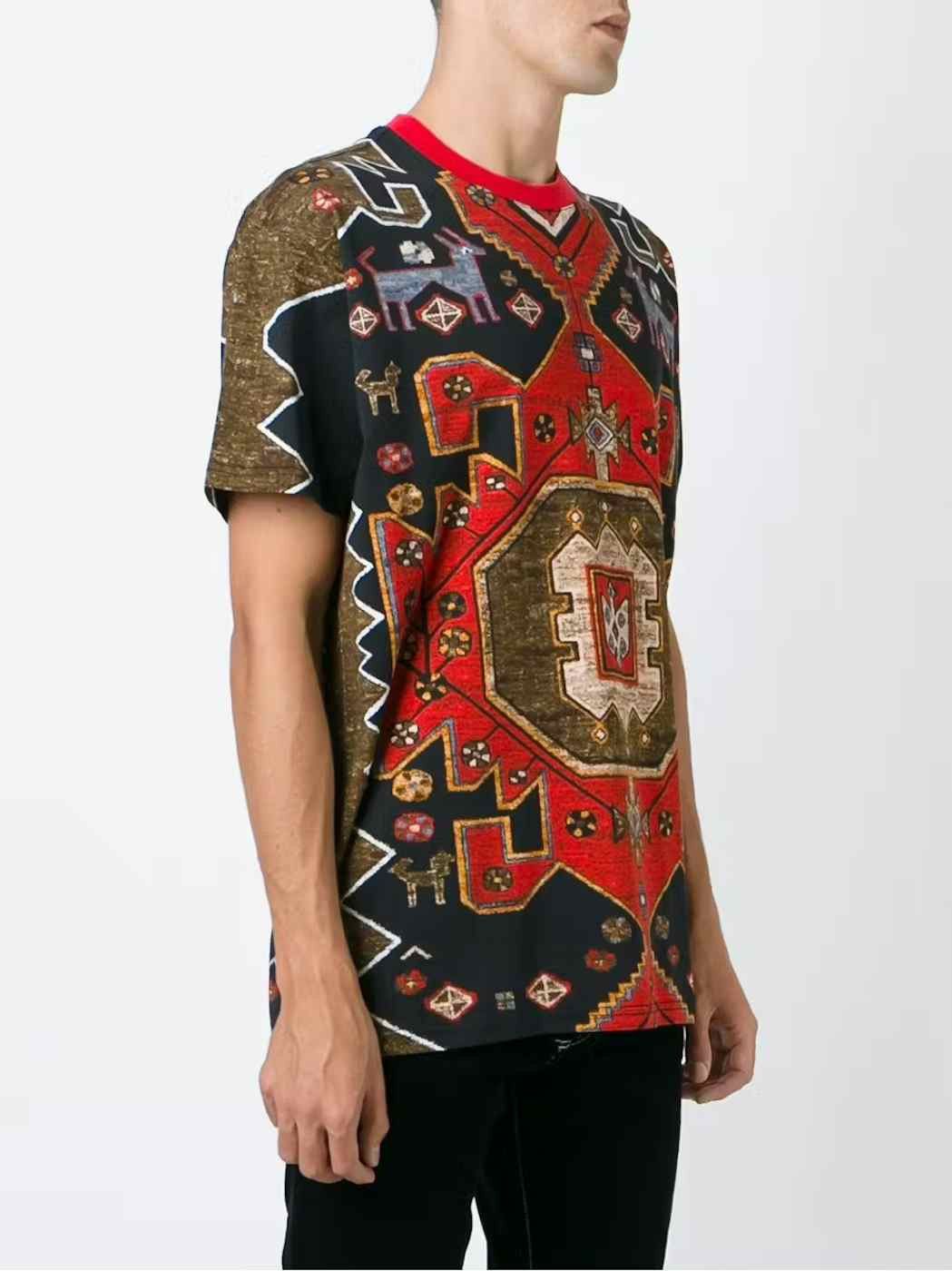 image of Givenchy T Shirt Size M Oversize in Red, Men's