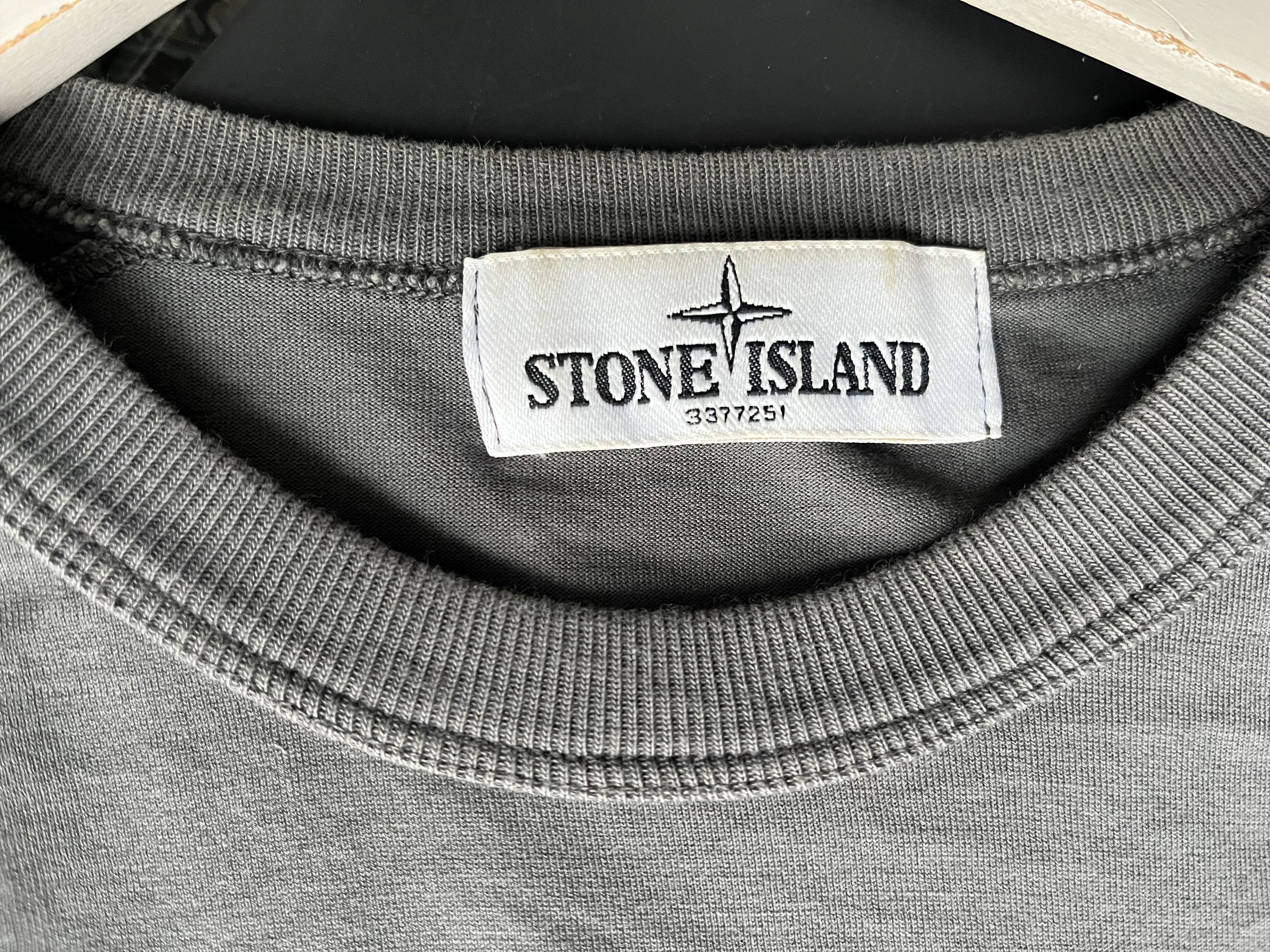 Stone Island Reflective Logo Grey T-Shirt Size US L / EU 52-54 / 3 - 2 Thumbnail