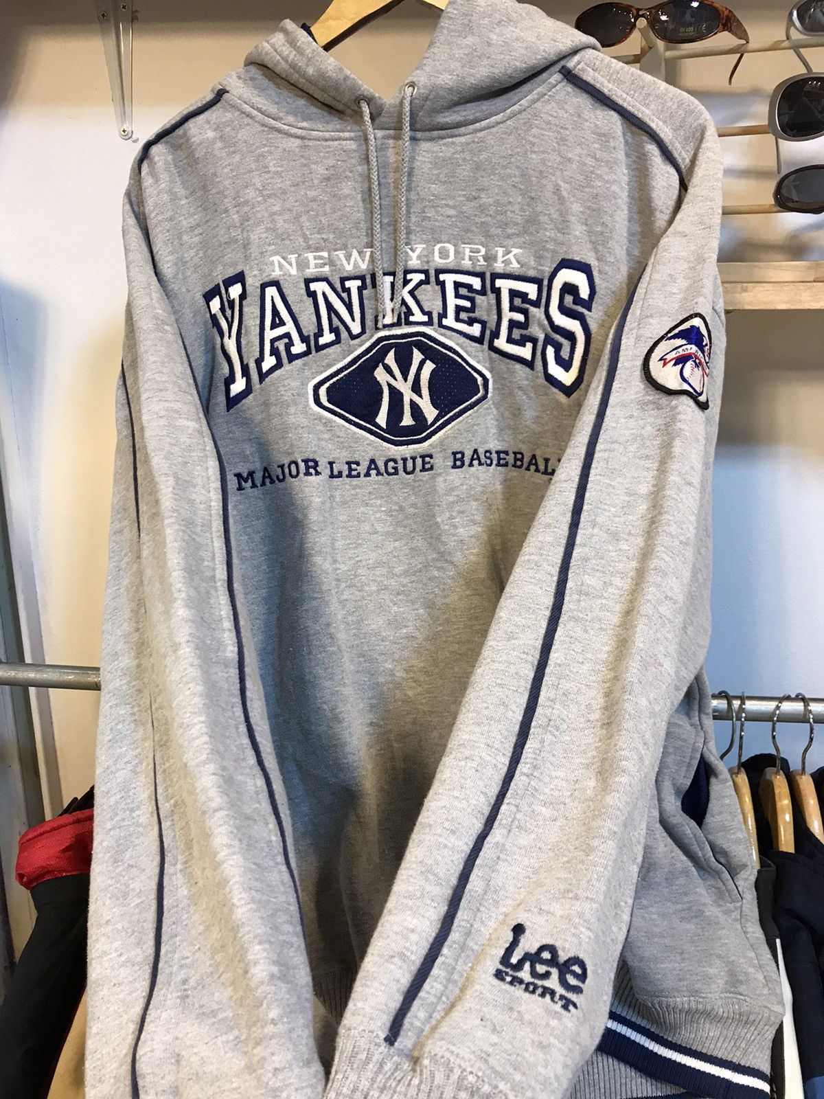 Lee × Vintage Vintage Y2K New York Yankees Hoodie Sweatshirt Size US XL / EU 56 / 4 - 3 Thumbnail