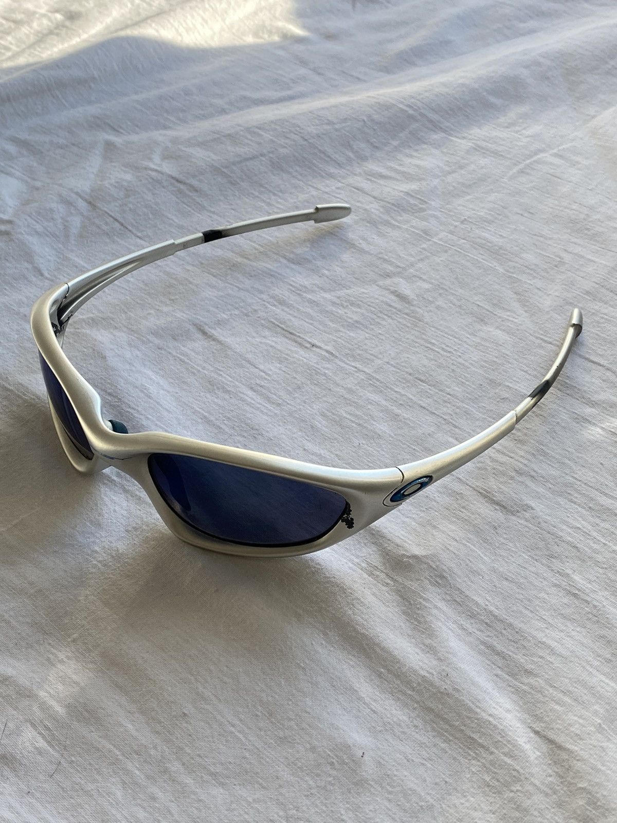 image of Oakley Xx Twenty Ice Iridium Lenses Y2K Sunglasses in Silver/Blue, Men's