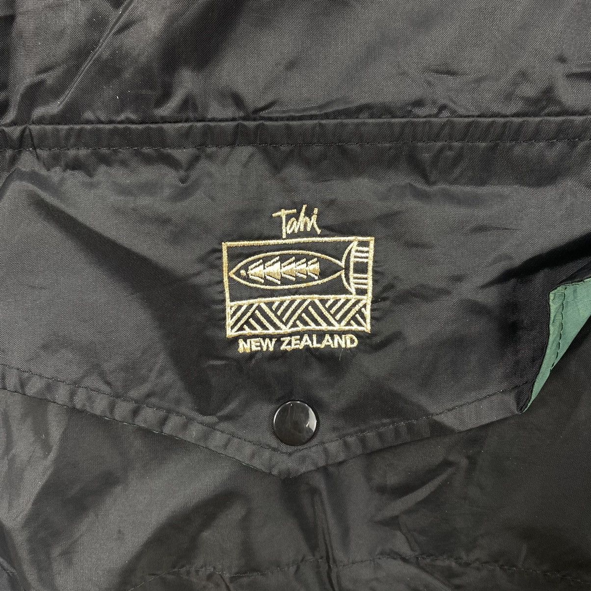 Vintage Vintage TAHI NEW ZEALAND Hooded Black Windbreaker Coach Size US M / EU 48-50 / 2 - 4 Thumbnail