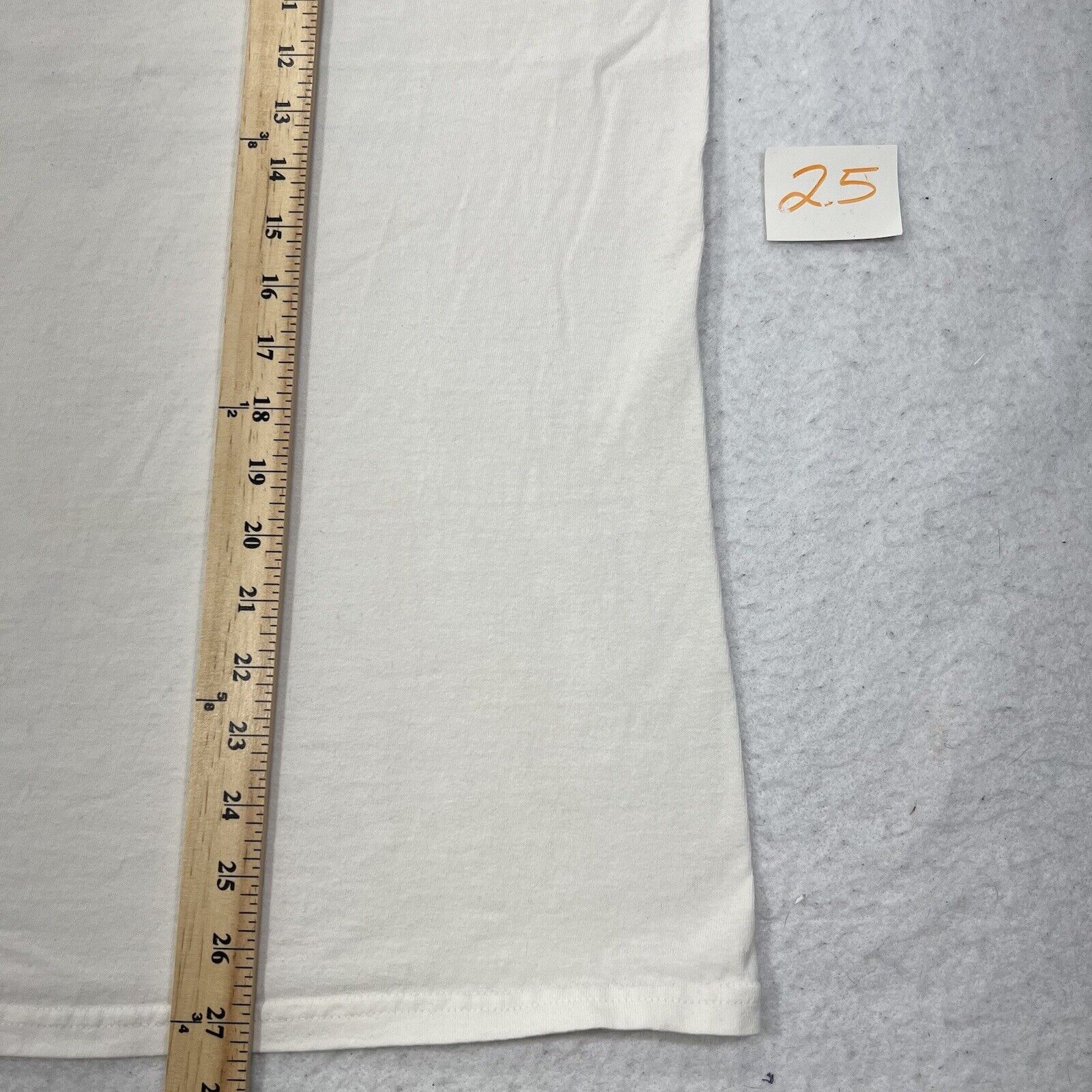 Gildan Build a Bear Workshop 2007 Year of Friendship Graphic Tee Size US L / EU 52-54 / 3 - 8 Thumbnail