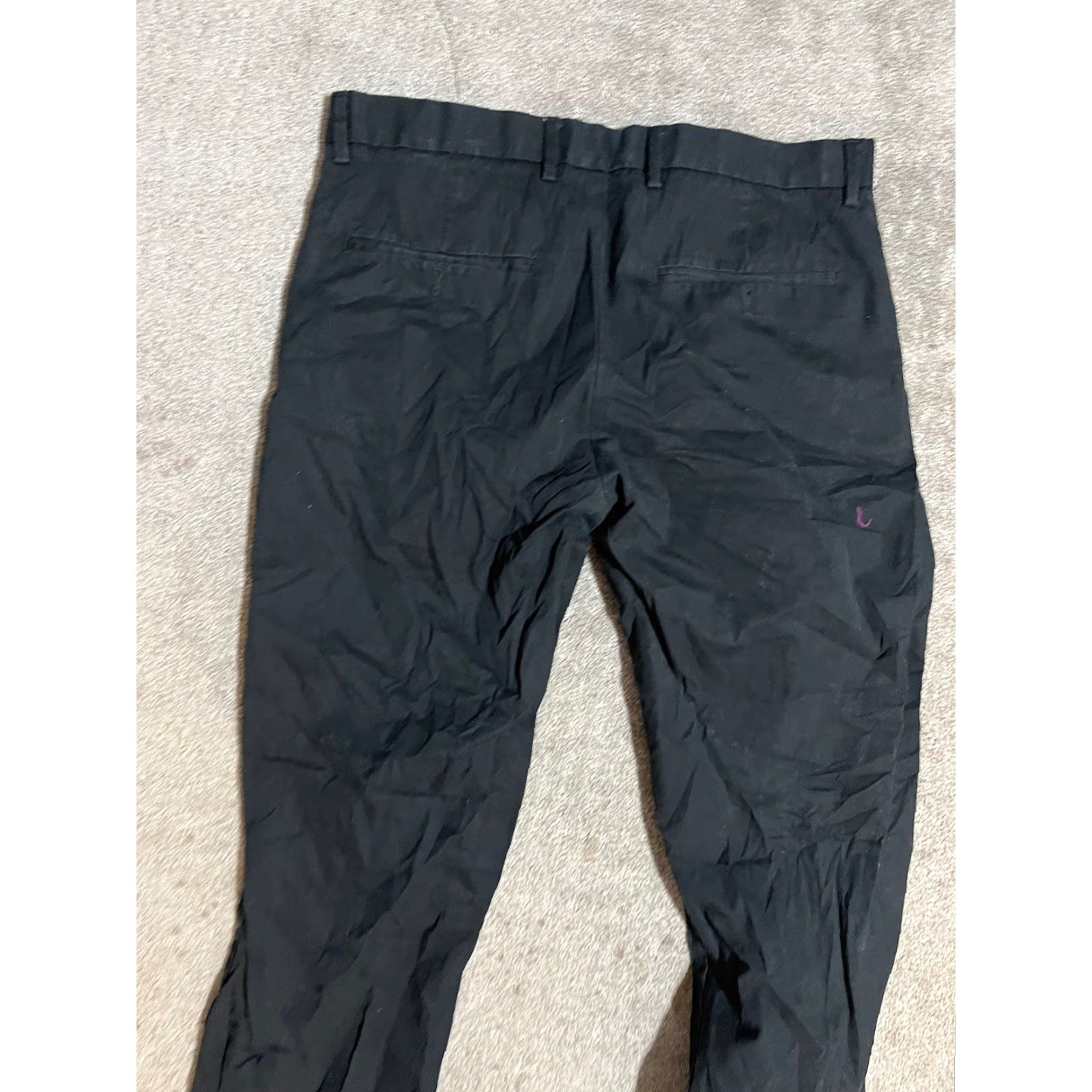 Gap Gap Chino Pants Men 34x32 Black Relaxed Fit Zip Fly Pockets Pants Size US 34 / EU 50 - 4 Thumbnail