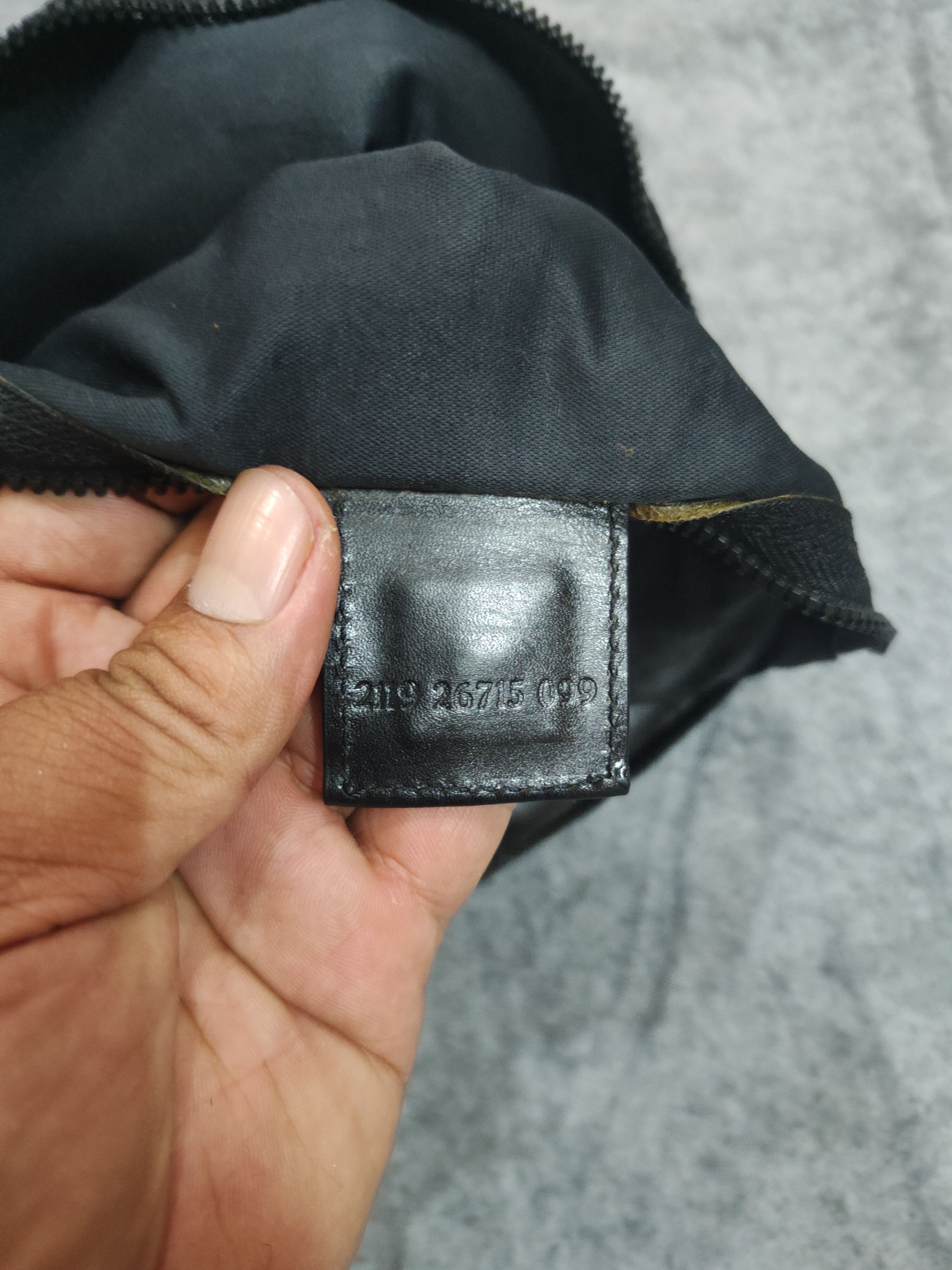 Fendi Fendi Monogram Black Sling Bag Size ONE SIZE - 6 Thumbnail
