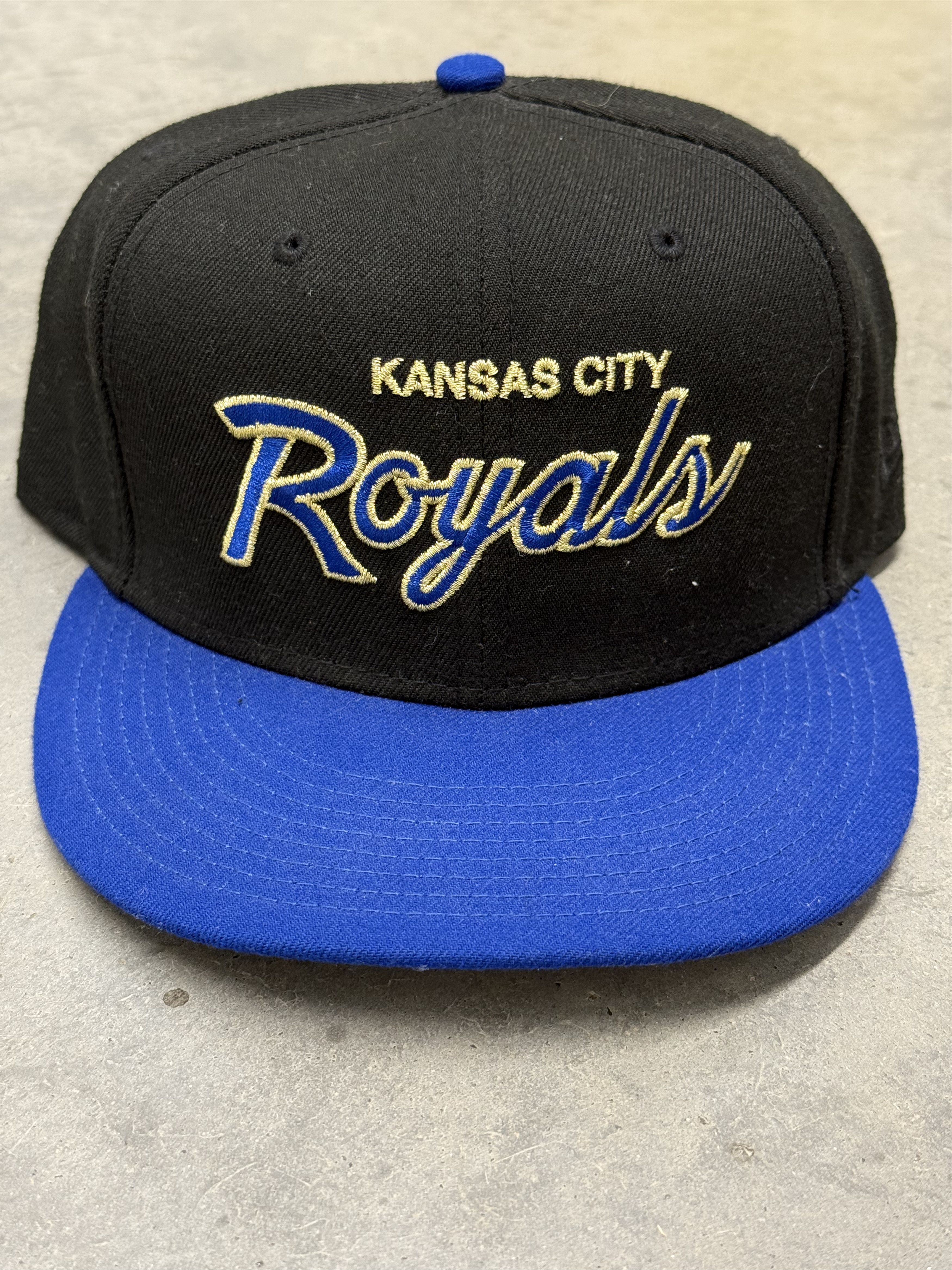 Hat Club 7 3/8 KC Royals Script Fitted Hatclub Hat Size ONE SIZE - 1 Thumbnail