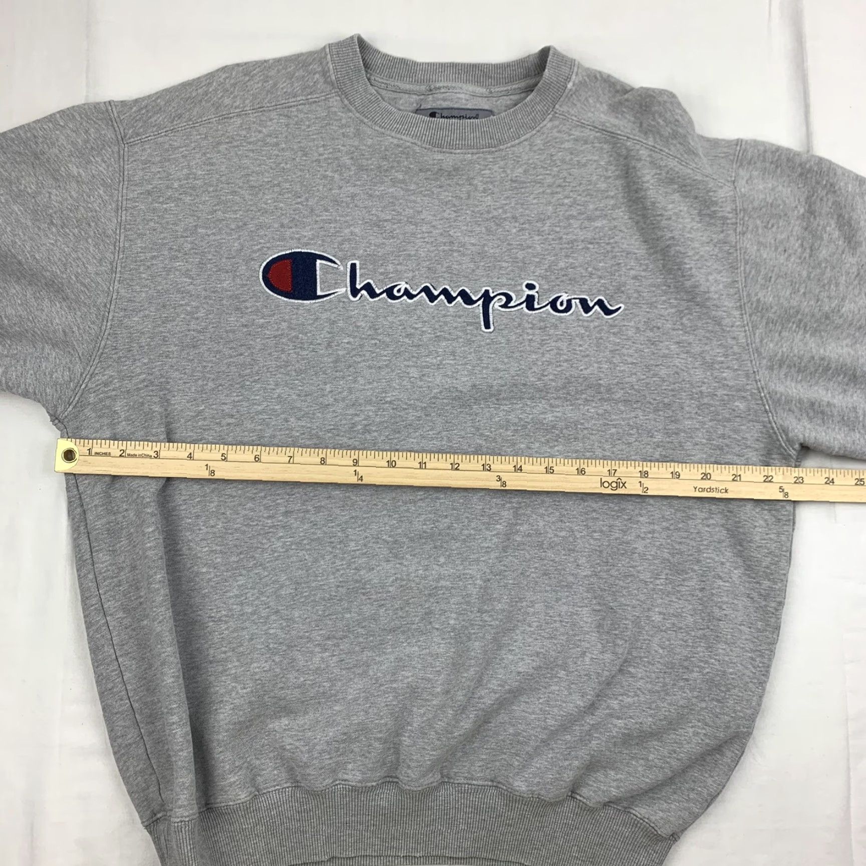 Champion VINTAGE Champion Sweatshirt Adult Medium Gray Spellout Pullover Crewneck Embroidered Y2K Mens Size US M / EU 48-50 / 2 - 7 Thumbnail